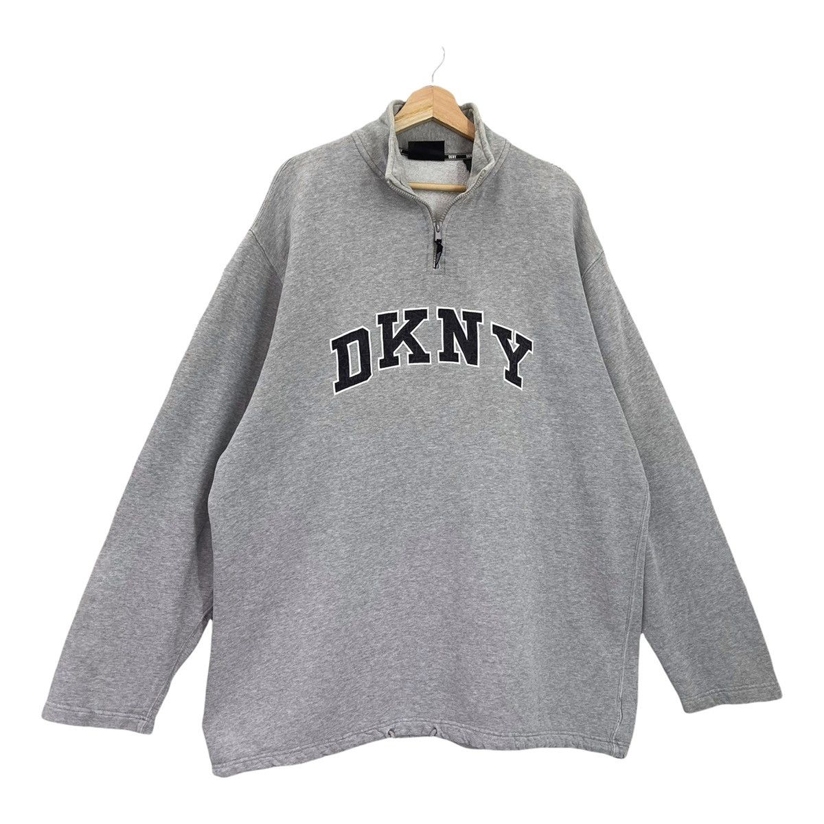 DKNY 90’s DKNY Big Logo Embroidered Halfzip Sweatshirt Size XXL Size US XXL / EU 58 / 5 - 2 Thumbnail