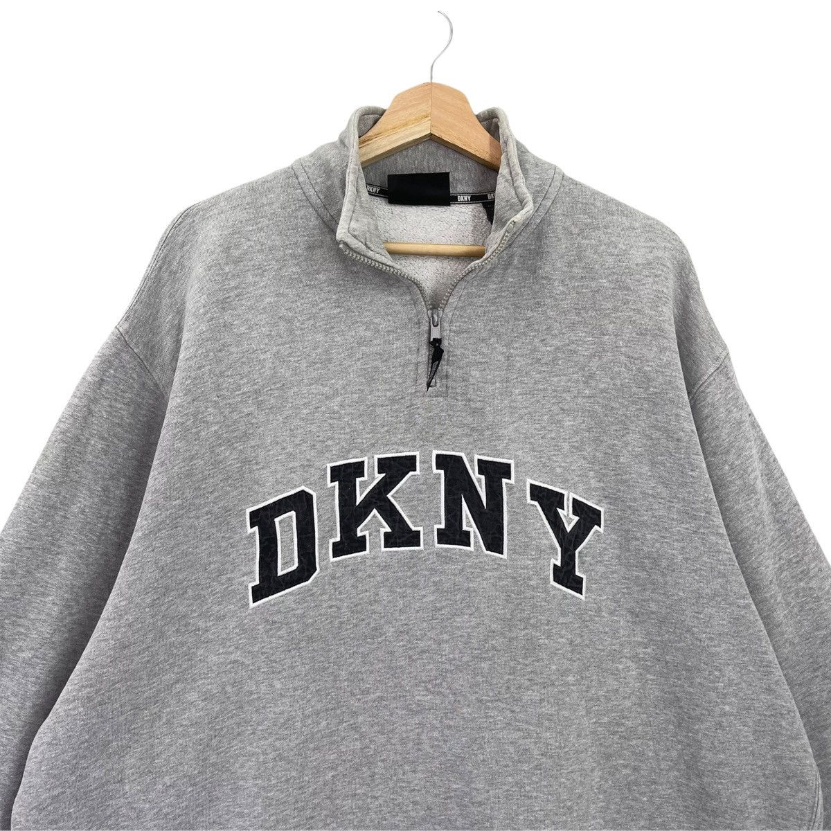 DKNY 90’s DKNY Big Logo Embroidered Halfzip Sweatshirt Size XXL Size US XXL / EU 58 / 5 - 4 Thumbnail