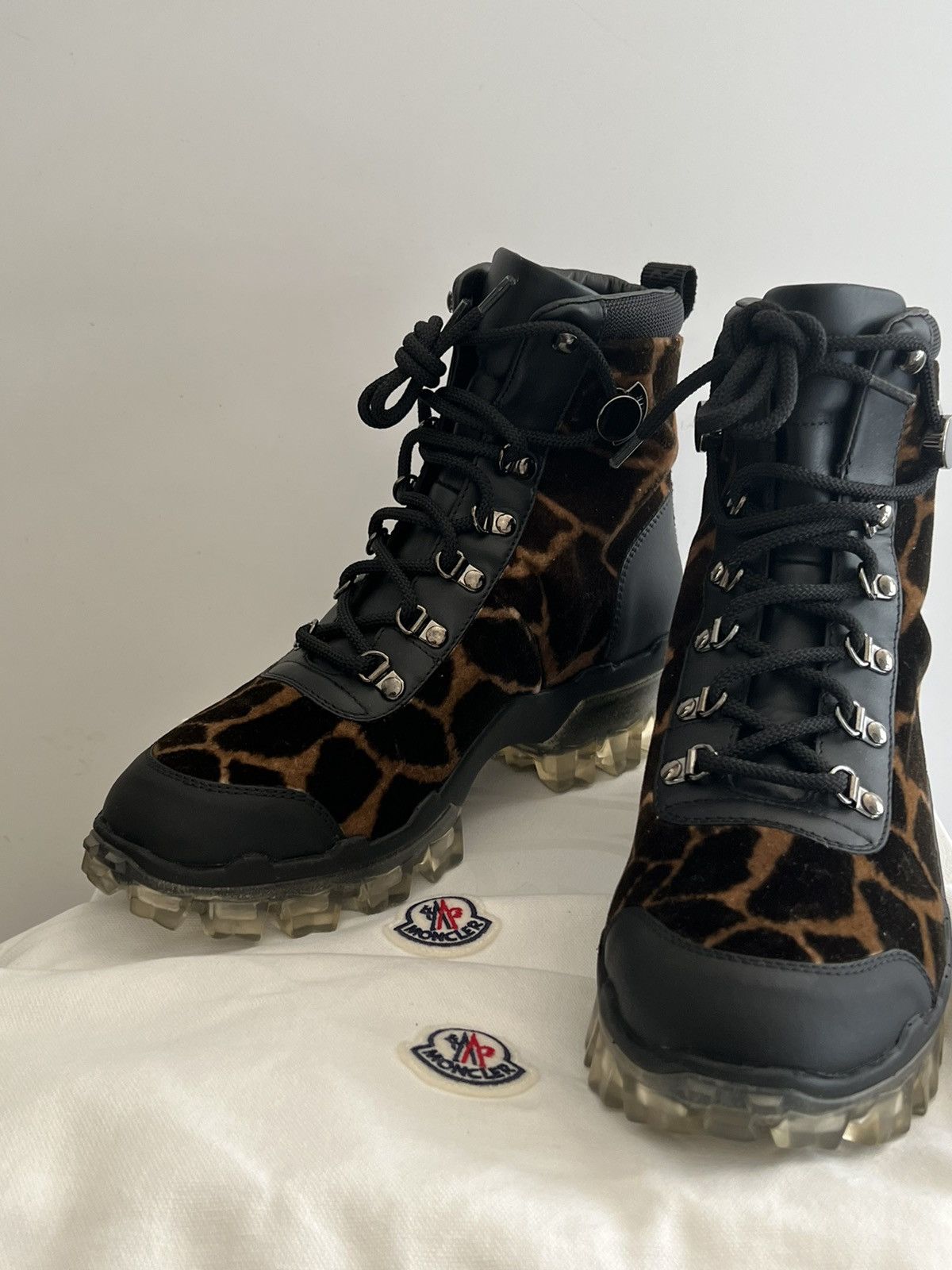 Moncler Moncler women Helis giraffe print hiking boot Size US 8 / EU 41 - 8 Thumbnail