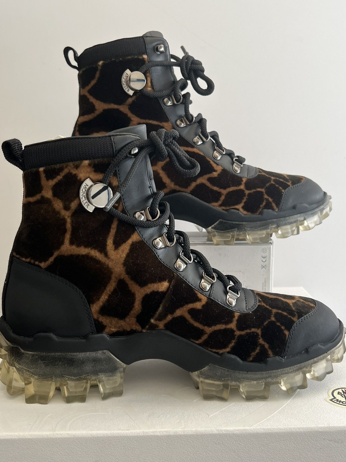 Moncler Moncler women Helis giraffe print hiking boot Size US 8 / EU 41 - 2 Thumbnail