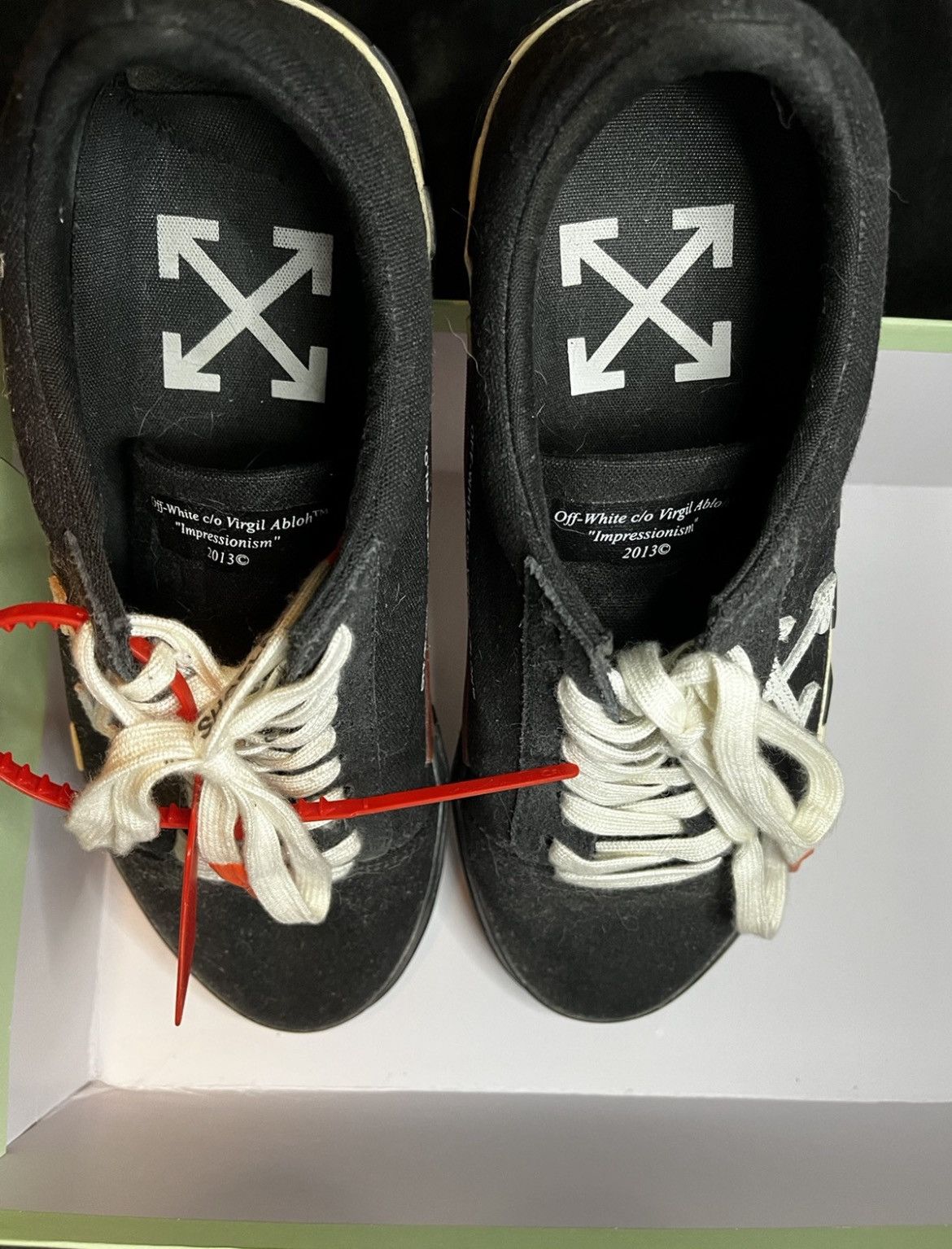 Off-White Off-White Vulc Low Top Black (Final Price Drop) Size US 10 / EU 43 - 7 Thumbnail