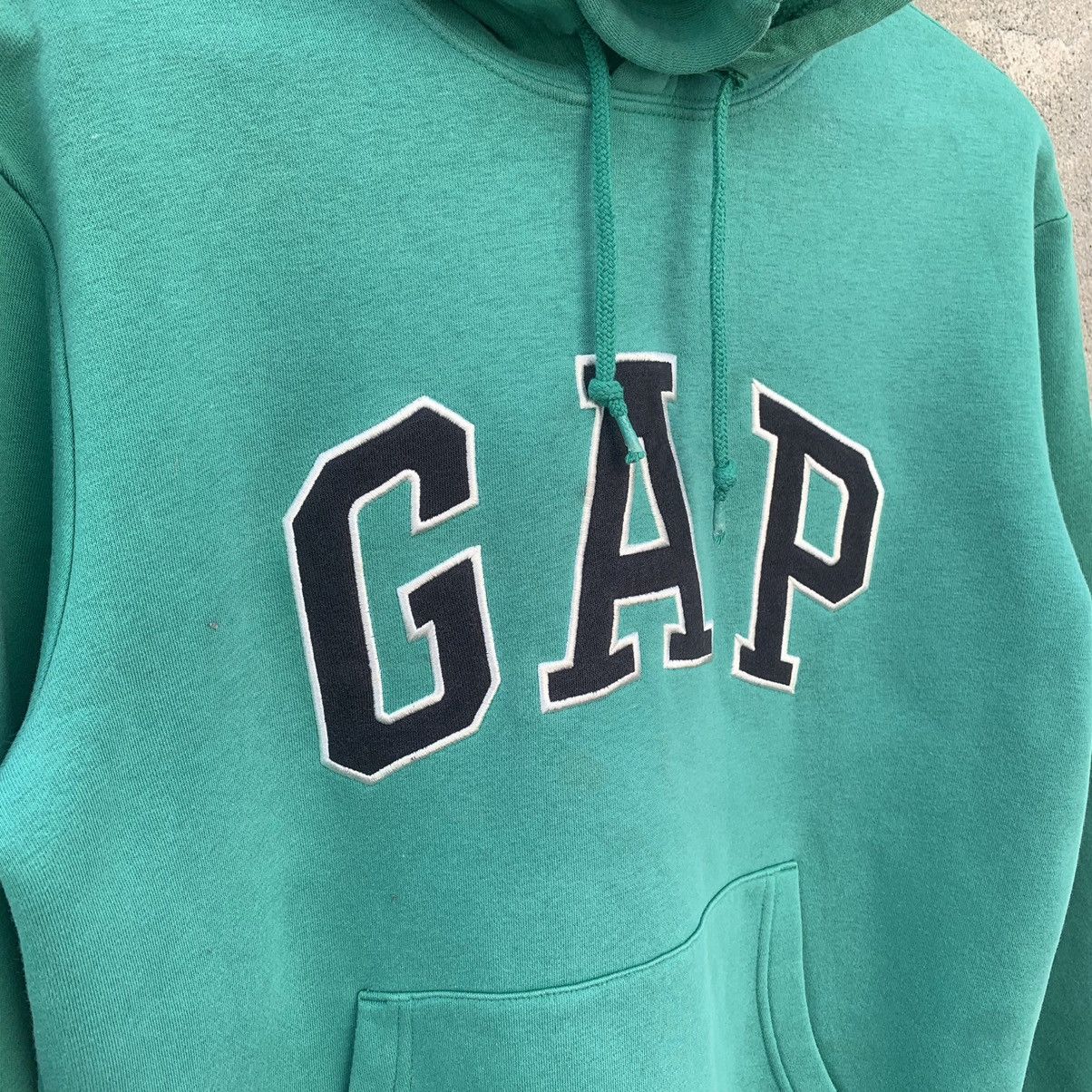 Gap × Vintage Vintage Gap Spell Out Streetwear Pullover Hoodie Sweater Size US M / EU 48-50 / 2 - 4 Thumbnail