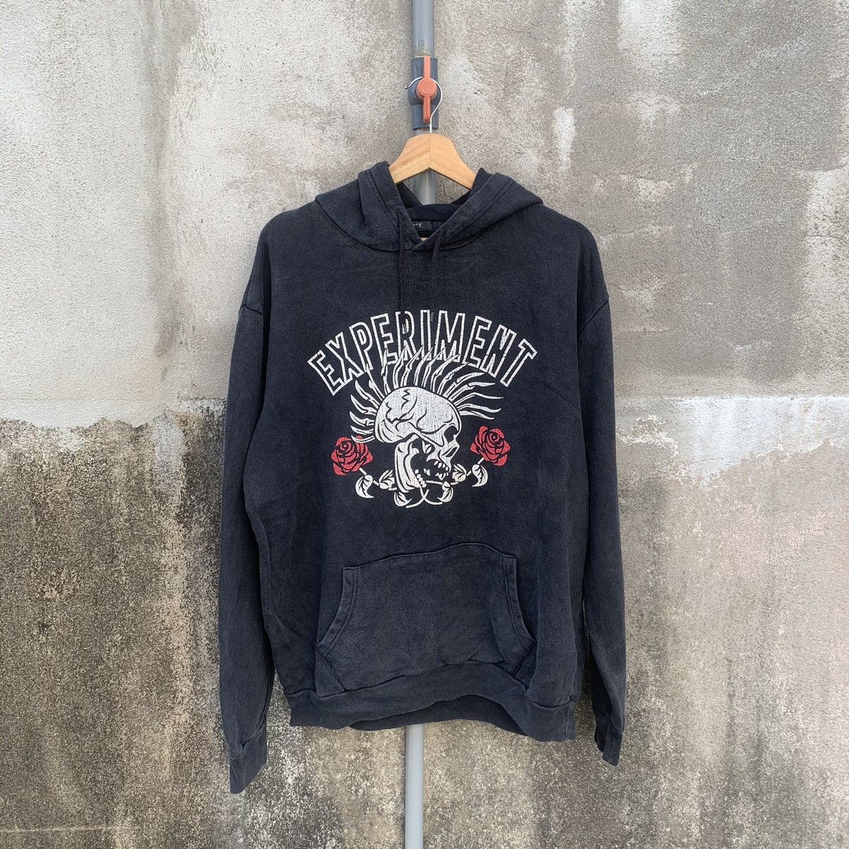 Japanese Brand × Vintage Lucy Skulls & Rose Hoodie Pullover Faded Sweater Sweatshirts Size US L / EU 52-54 / 3 - 1 Thumbnail