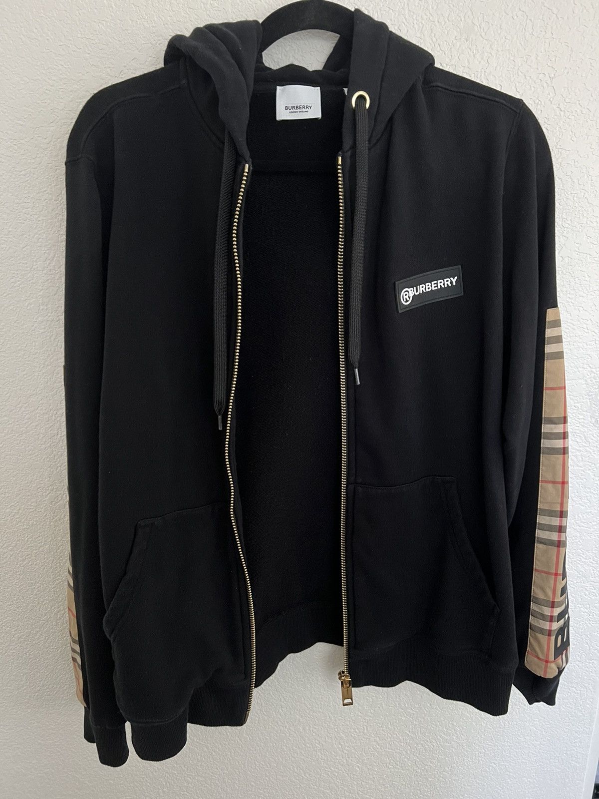 スウェット・トレーナー BURBERRY Men Sweatshirts 8102453 SP25 MW SI C1408 WHITE Burberry BURBERRY Men Sweatshirts 8102453 SP25 MW SI C1408
