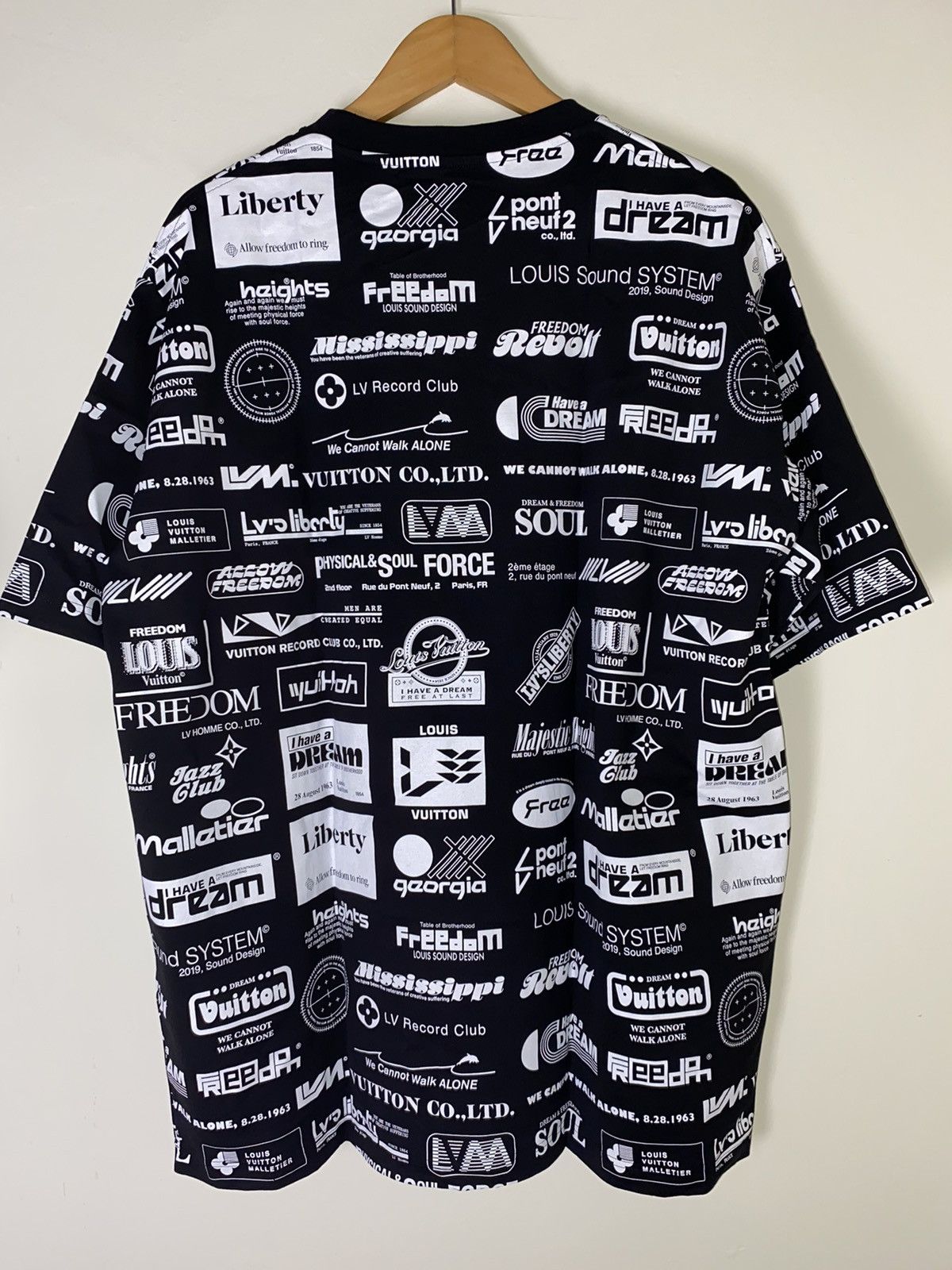 Louis Vuitton Louis Vuitton Sound Design and Record Club(Japan Exclusive) Size US XL / EU 56 / 4 - 2 Thumbnail