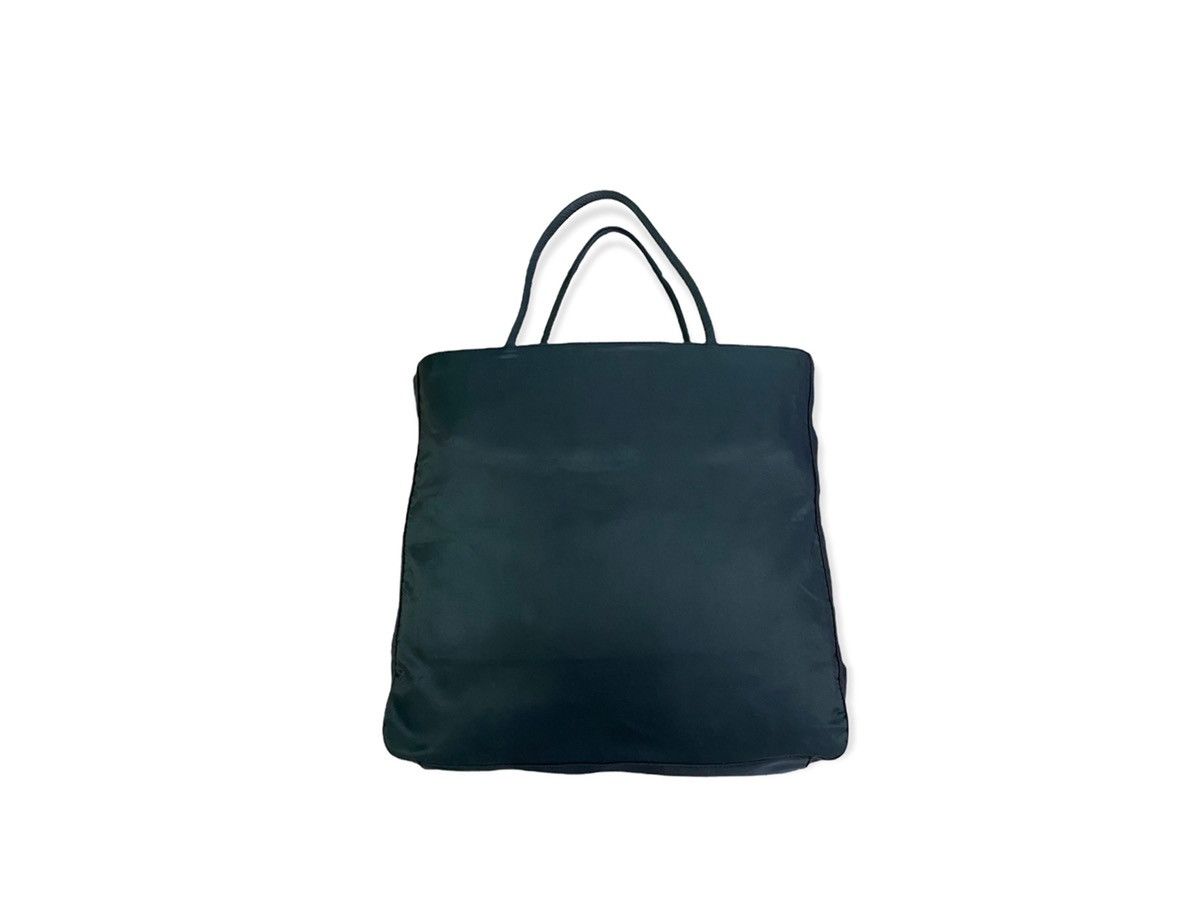 Prada AUTHENTIC VINTAGE PRADA GREEN NYLON HANDBAG Size ONE SIZE - 1 Thumbnail