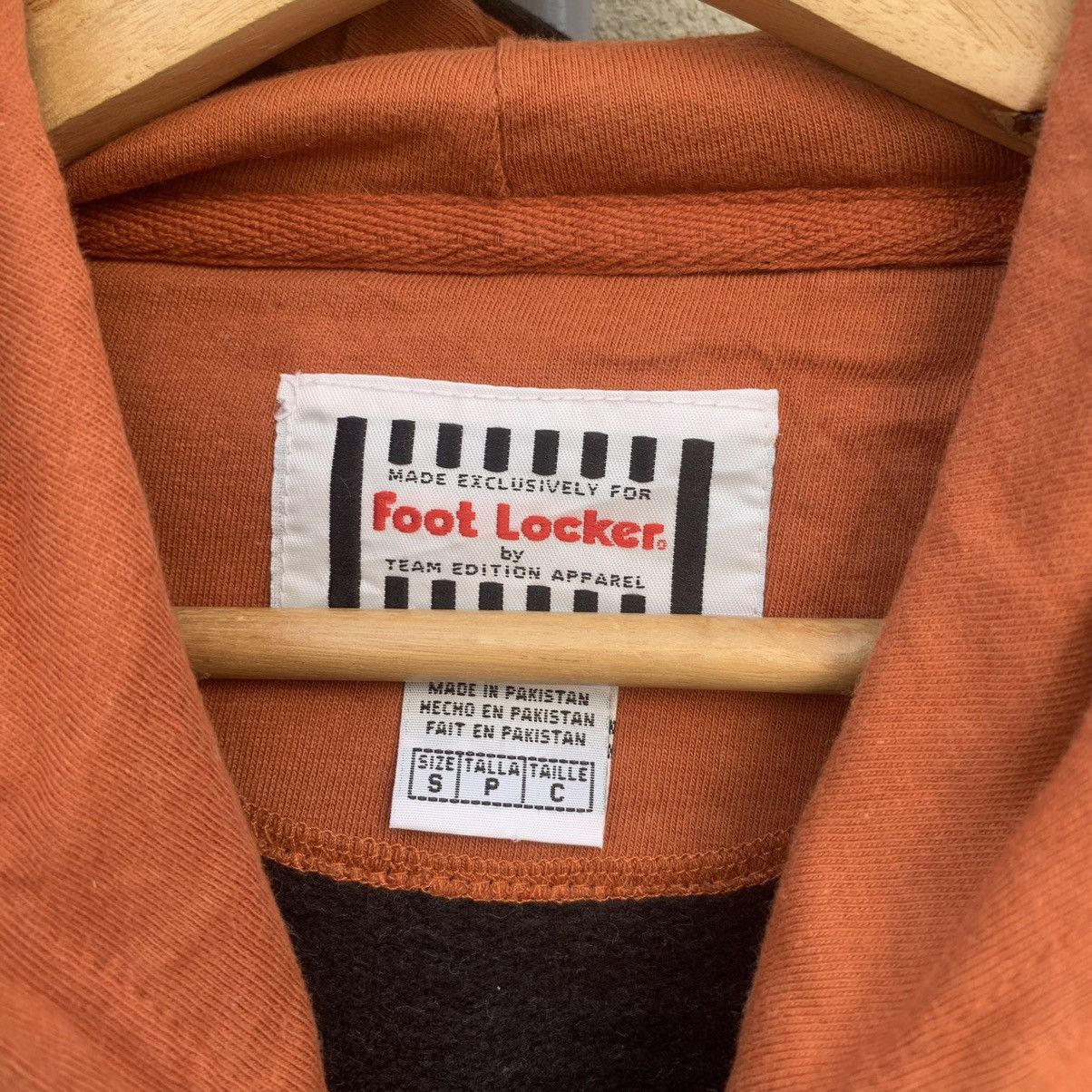 Foot Locker × Vintage Vintage Foot Locker Texas Spell Out Hoodie Pullover Sweater Size US M / EU 48-50 / 2 - 5 Thumbnail