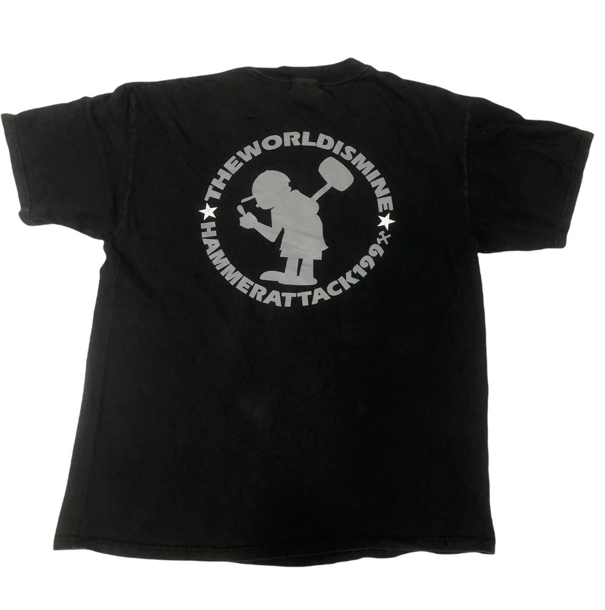 Vintage Vintage TWIsM "The World Is Mine" T-Shirt Made In USA Size US L / EU 52-54 / 3 - 5 Thumbnail
