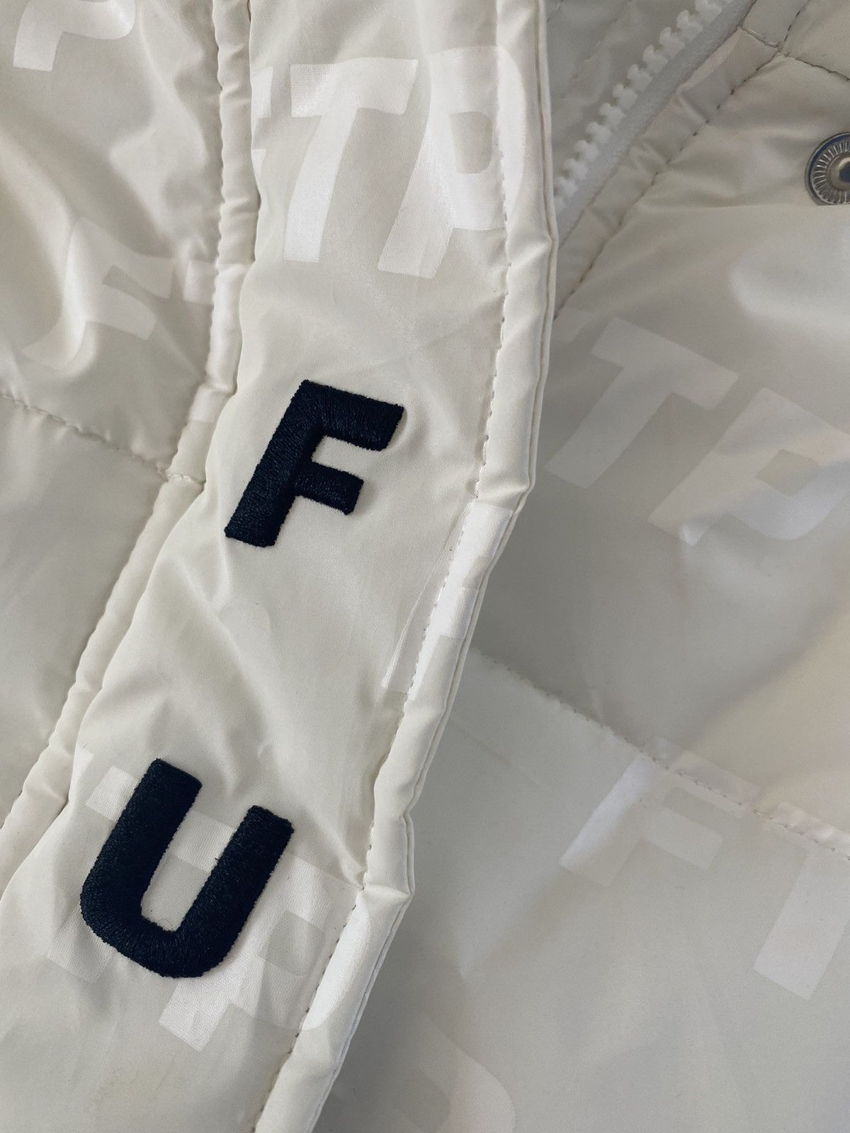 Fuck The Population FTP White Heavy Down Full Zip Trench Coat Size US XL / EU 56 / 4 - 9 Thumbnail