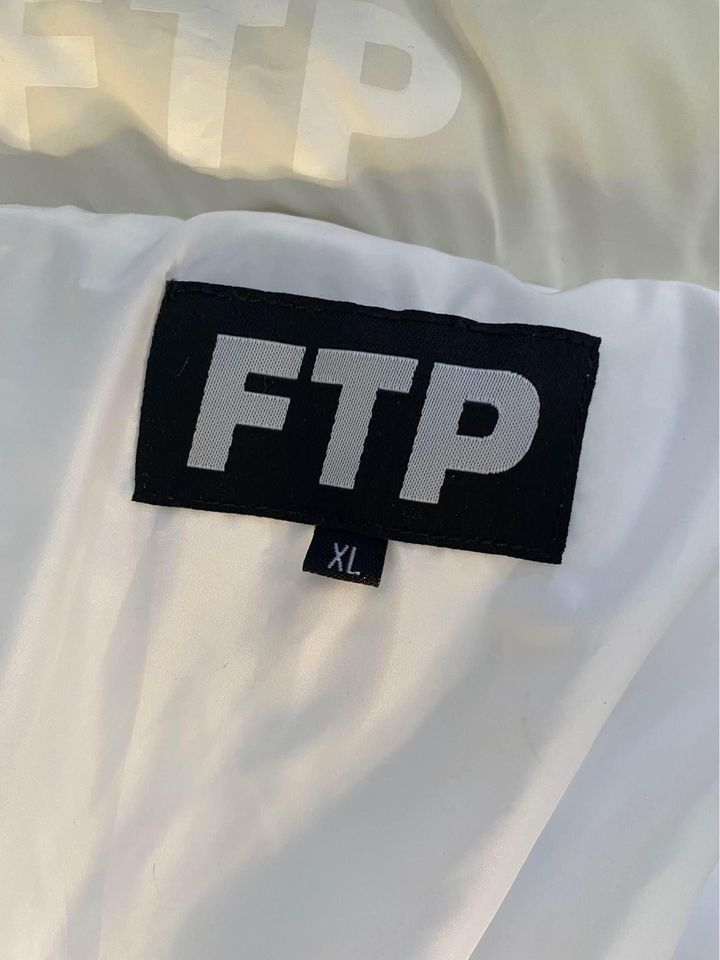Fuck The Population FTP White Heavy Down Full Zip Trench Coat Size US XL / EU 56 / 4 - 2 Thumbnail