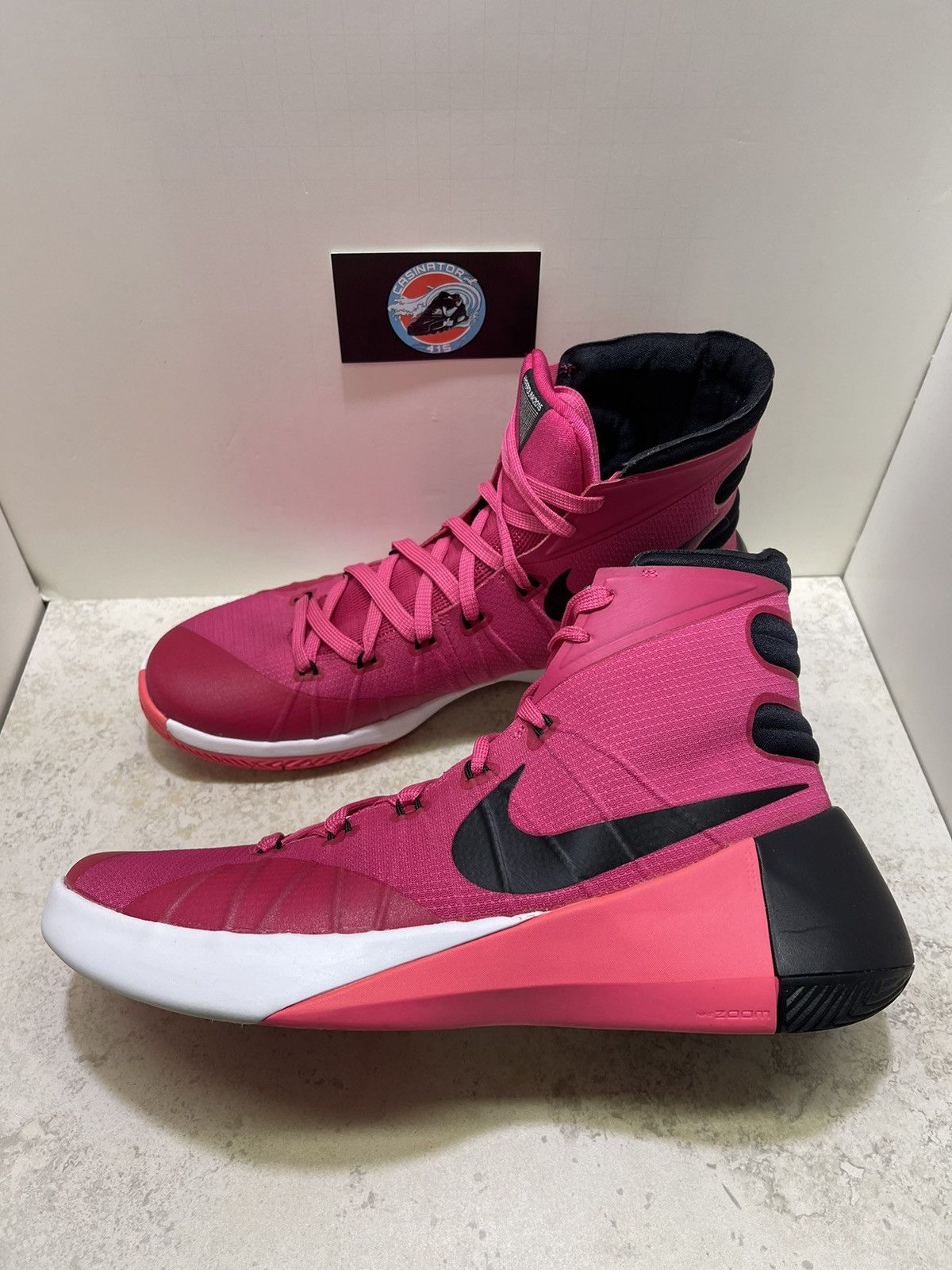 Nike Nike Hyperdunk Basketball 2015 Breast Cancer Pink Size 10.5