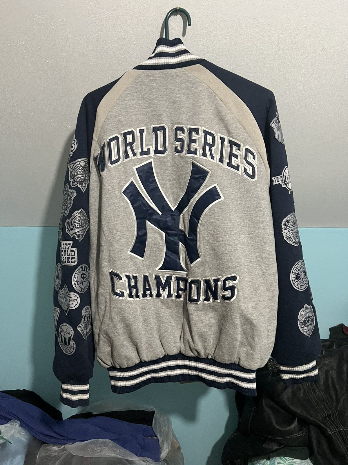 MLB New York Yankees championship bomber jacket sz medium Size US M / EU 48-50 / 2 - 1 Thumbnail