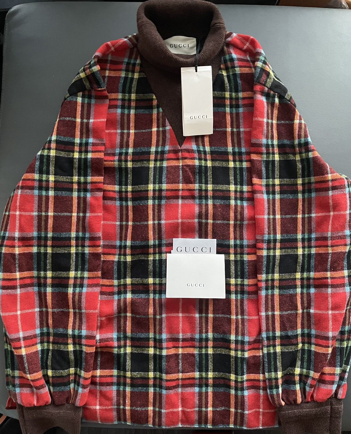 Gucci $2K Value Brand NEW Super Runway Gucci Sweater Size US L / EU 52-54 / 3 - 2 Thumbnail