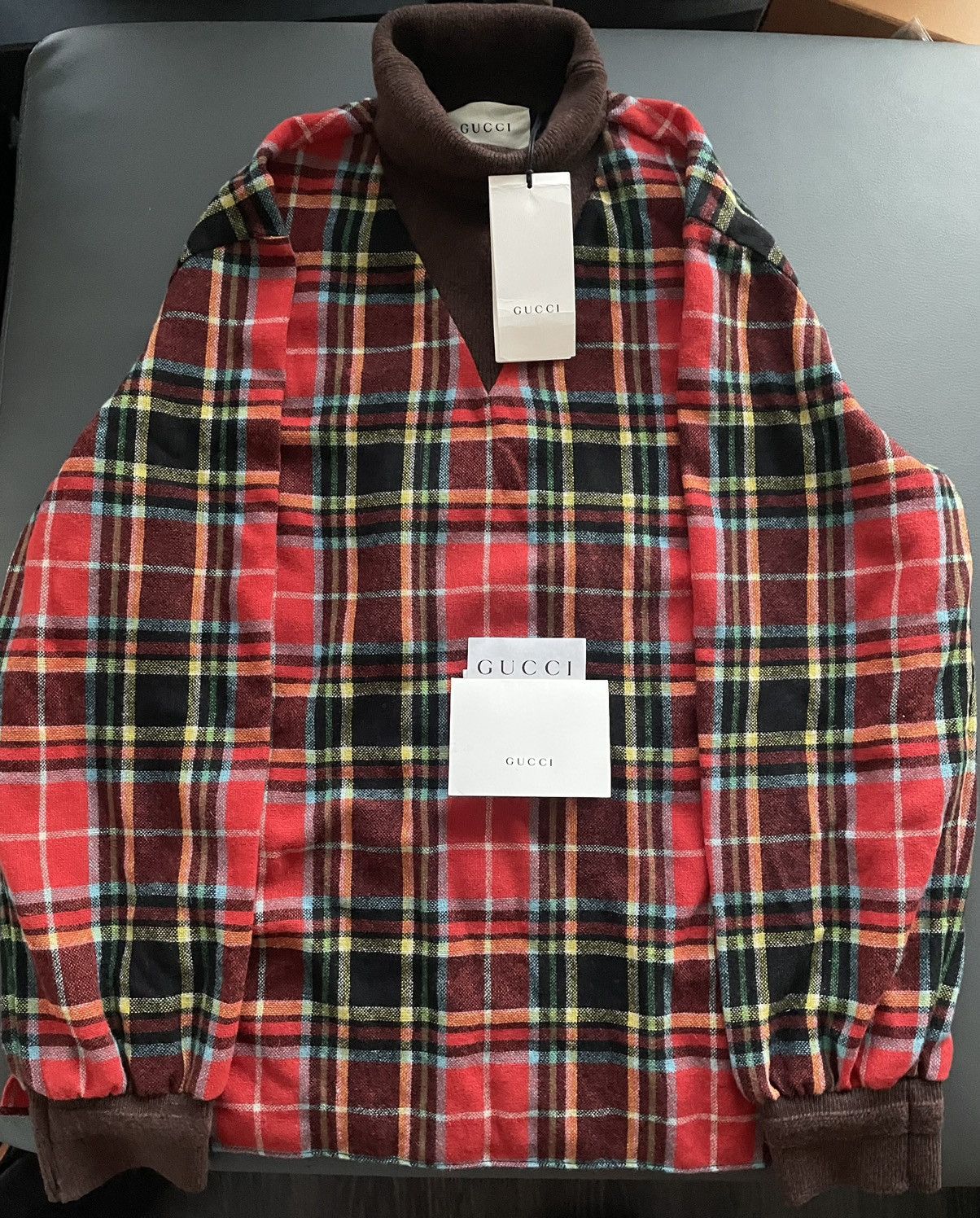 Gucci $2K Value Brand NEW Super Runway Gucci Sweater Size US L / EU 52-54 / 3 - 25 Thumbnail