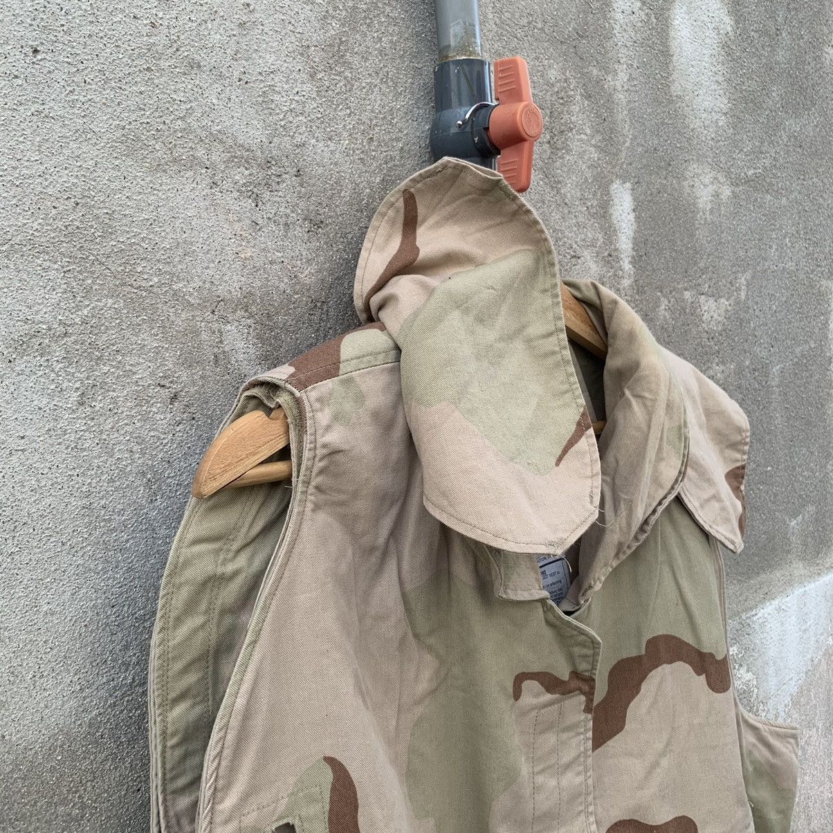 Hunter × Vintage Camouflage Dessert Hunting Tactical Vest Size US XL / EU 56 / 4 - 5 Thumbnail