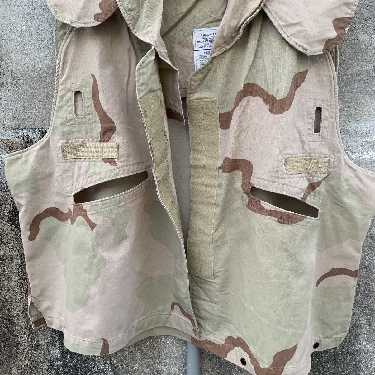 Hunter × Vintage Camouflage Dessert Hunting Tactical Vest Size US XL / EU 56 / 4 - 14 Thumbnail