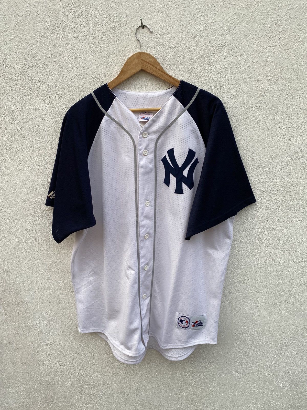 Vintage New York Yankees majestic jersey