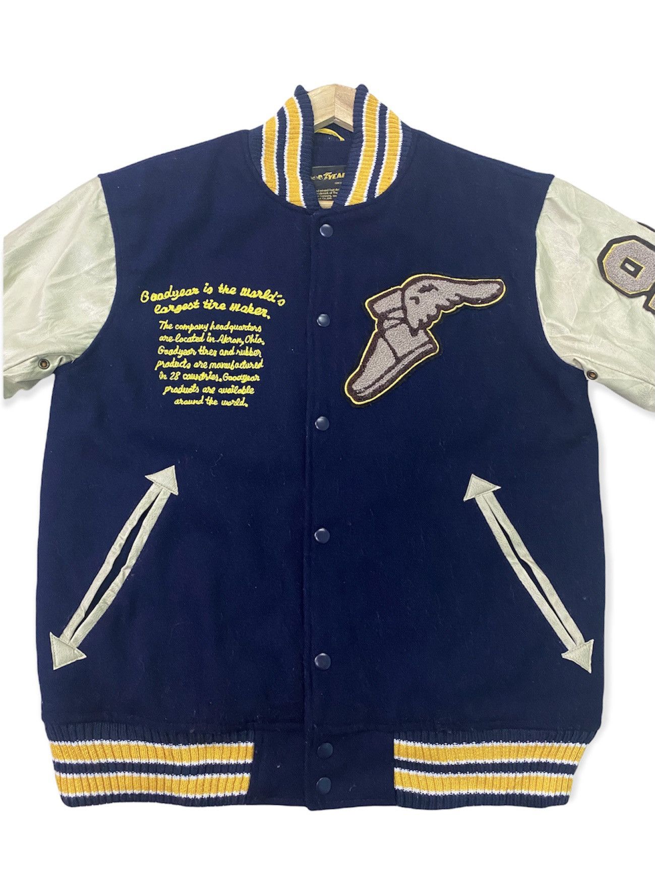Sports Specialties VINTAGE GOODYEAR WINGS SHOES WOOL VARSITY JACKET Size US L / EU 52-54 / 3 - 5 Thumbnail