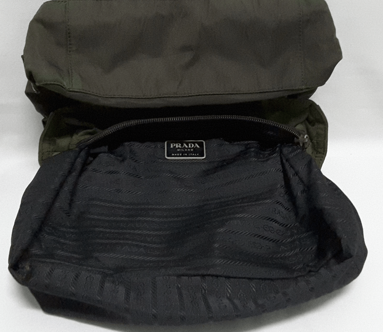 Prada × Vintage Authentic Vintage Prada Tote Bag Size ONE SIZE - 17 Thumbnail