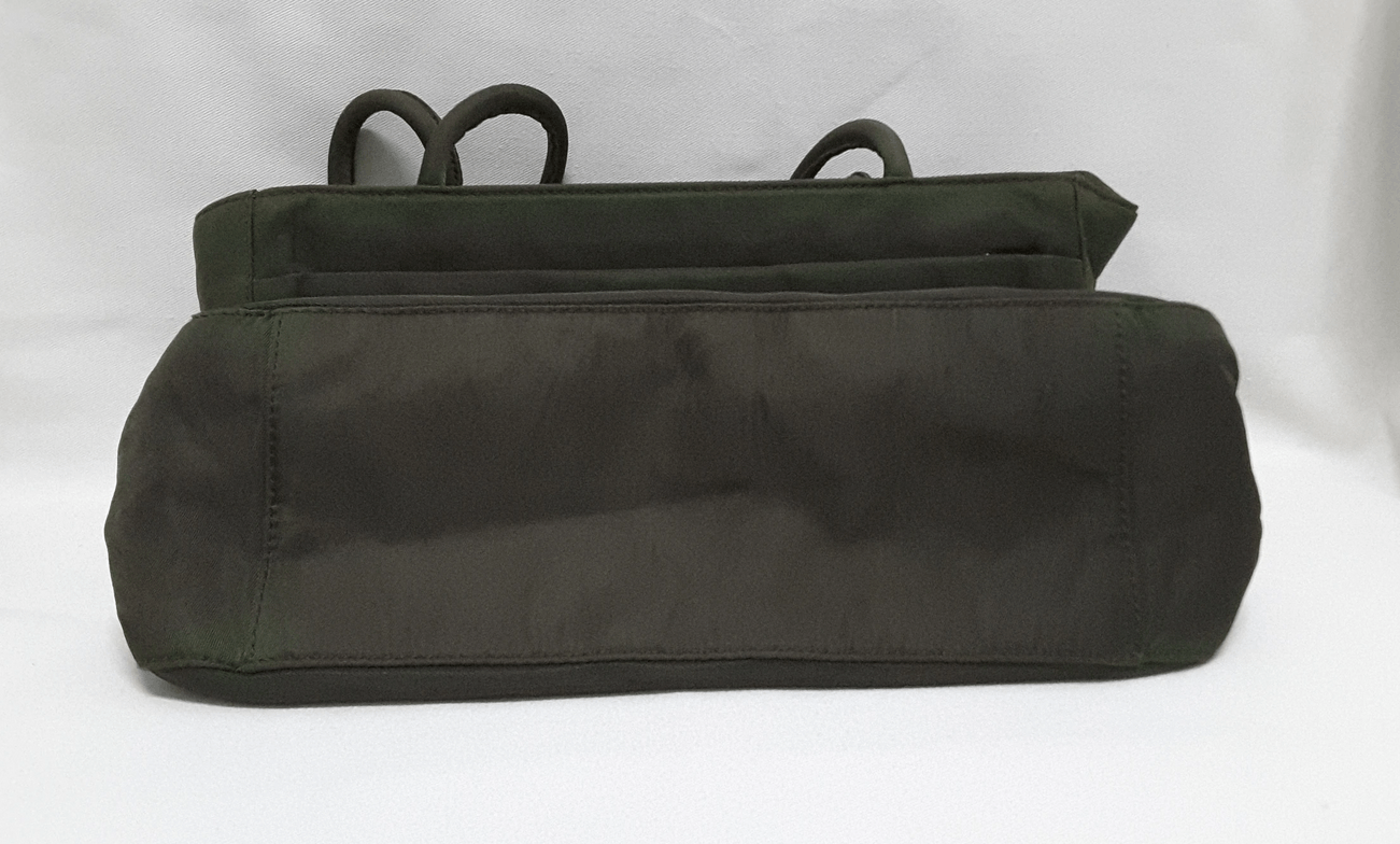 Prada × Vintage Authentic Vintage Prada Tote Bag Size ONE SIZE - 18 Thumbnail
