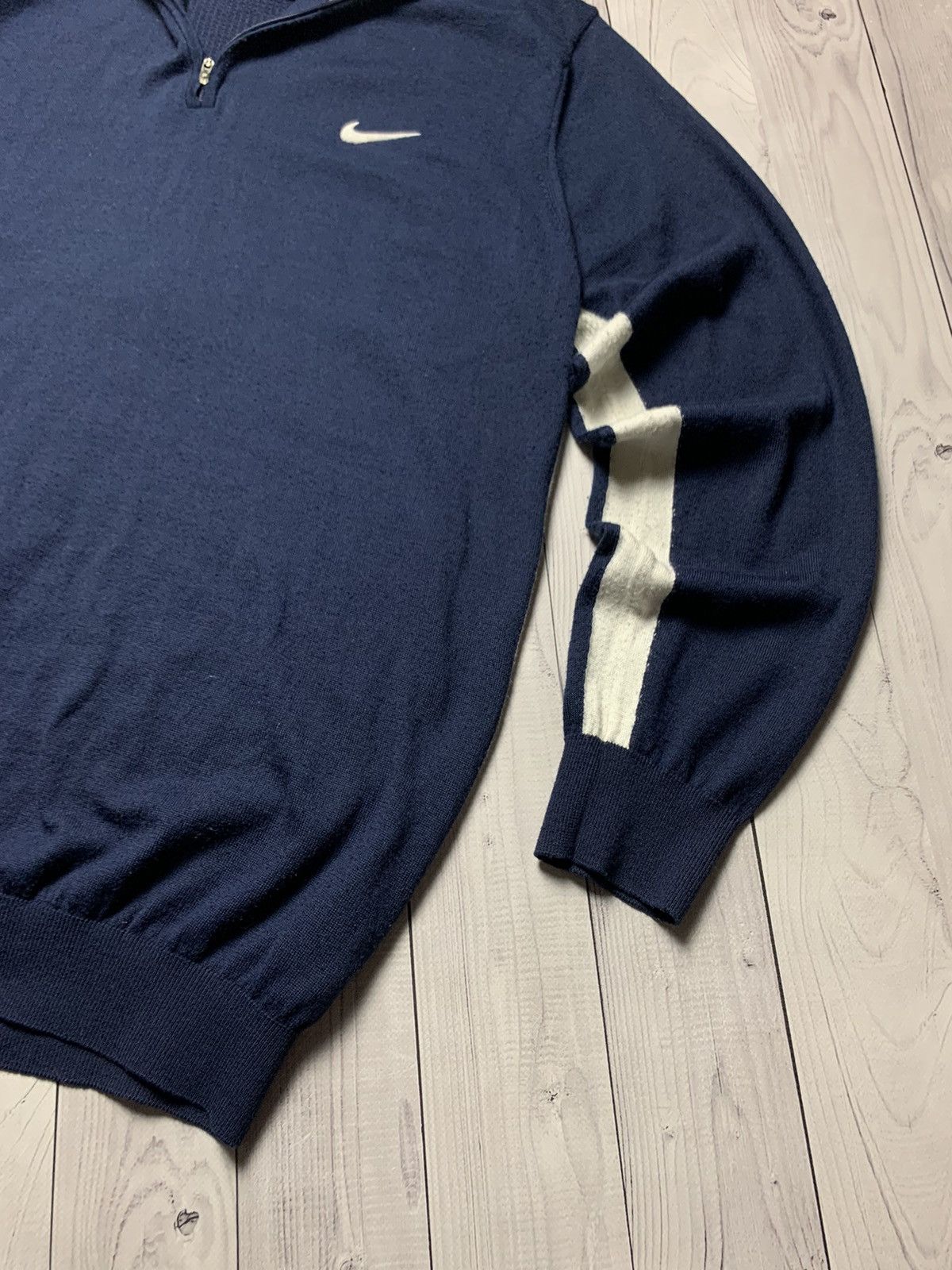 Nike × Vintage Vintage sweater Nike logo size L/XL Size US L / EU 52-54 / 3 - 5 Thumbnail