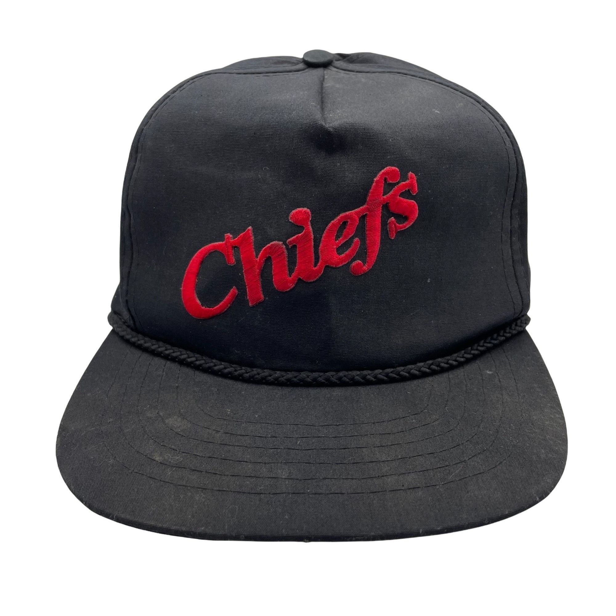 Vintage 90's Kansas City Chiefs Embroidered Snapback Hat 