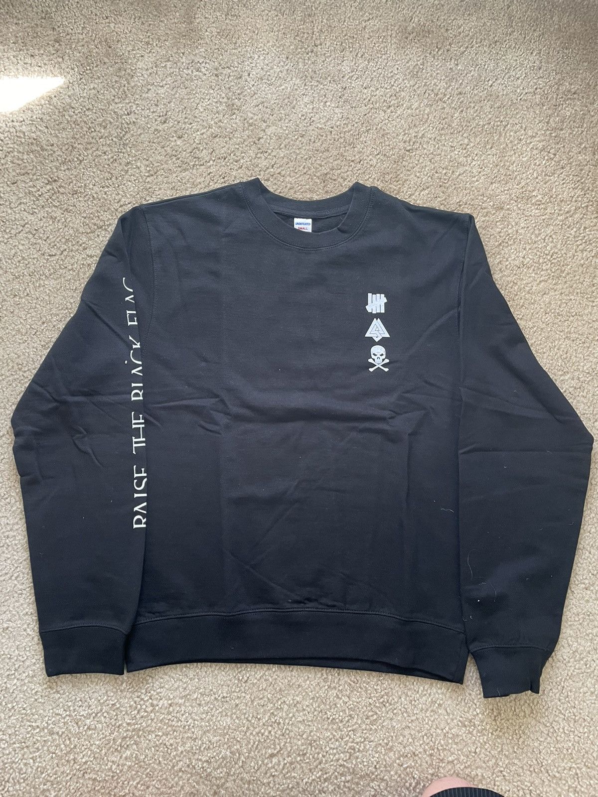 Undefeated mascot pullover hoodie sales