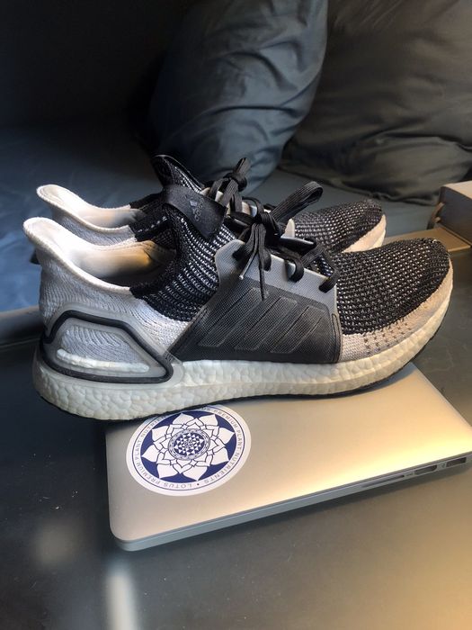 Ultraboost 19 clearance oreo