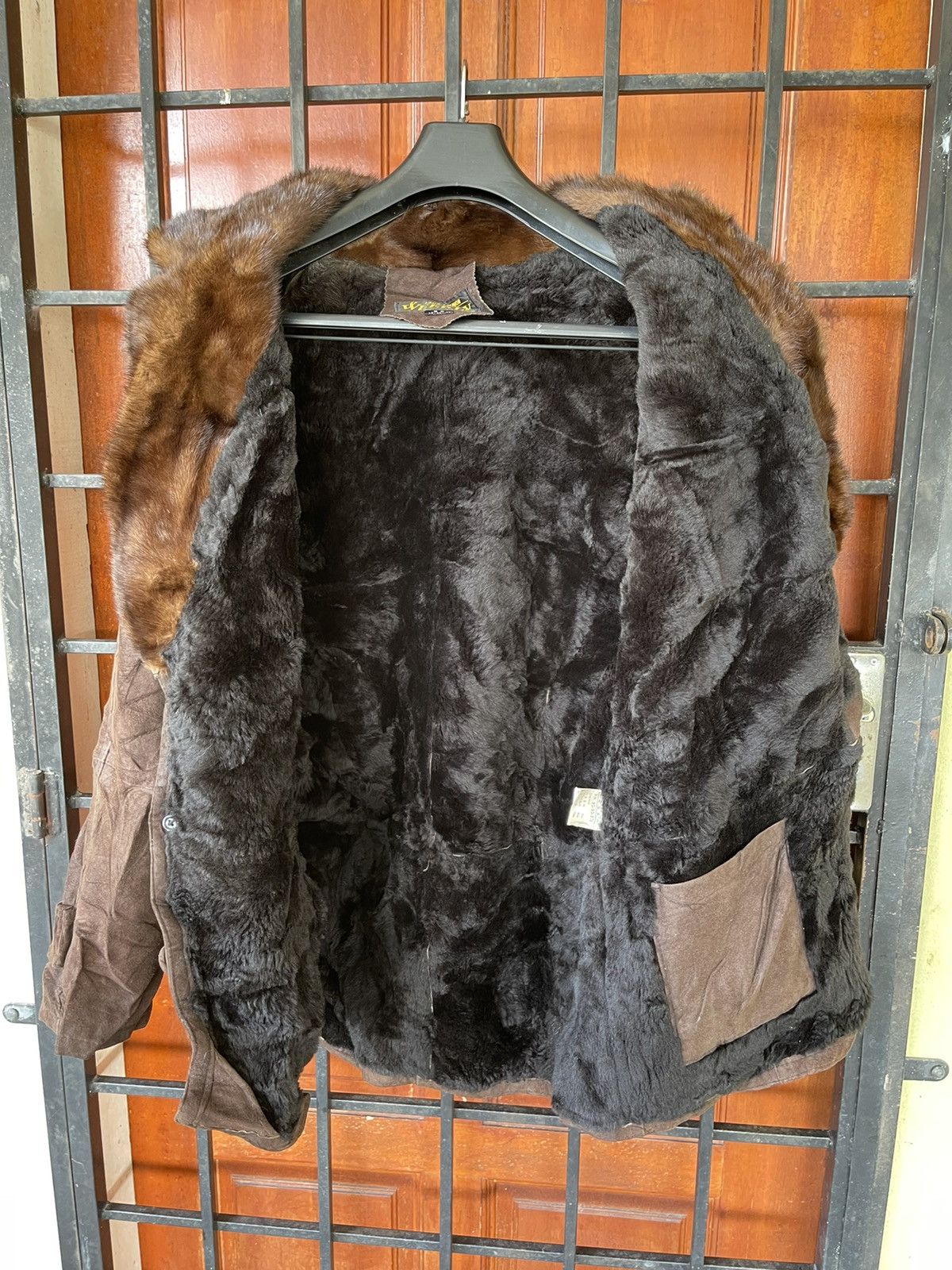 L.A.M.B. Nice product FROM WEEKLY LAMB SKIN JACKET Size US XL / EU 56 / 4 - 10 Thumbnail