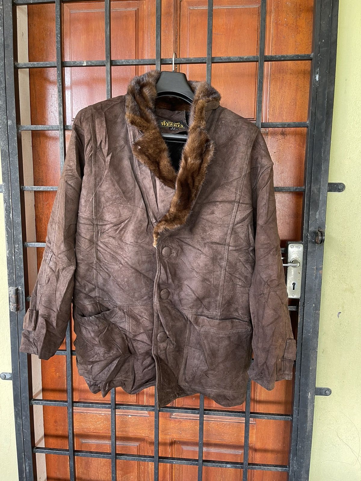 L.A.M.B. Nice product FROM WEEKLY LAMB SKIN JACKET Size US XL / EU 56 / 4 - 1 Thumbnail