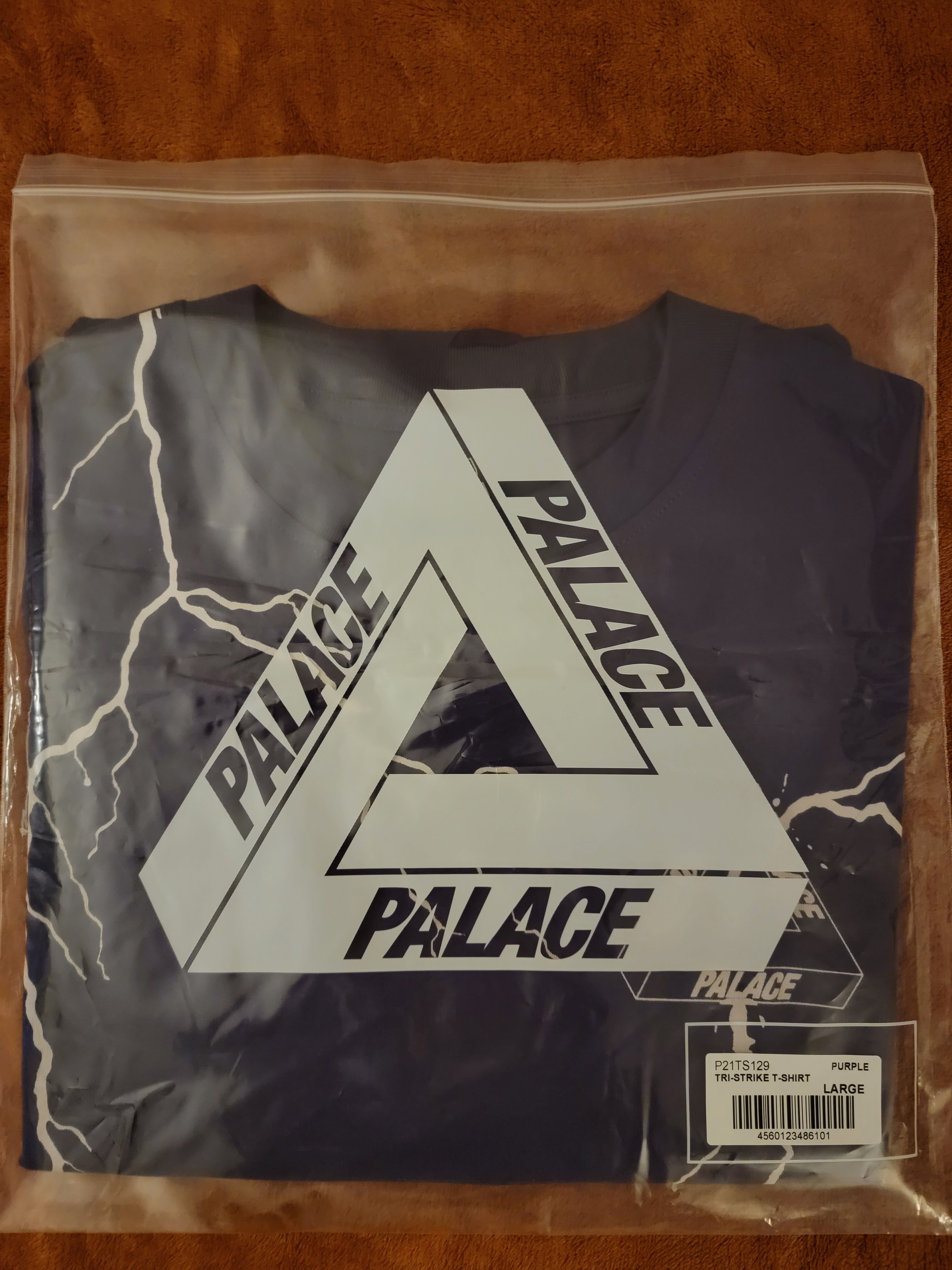Palace Palace Tri-Strike T-Shirt Purple Size US L / EU 52-54 / 3 - 1 Thumbnail