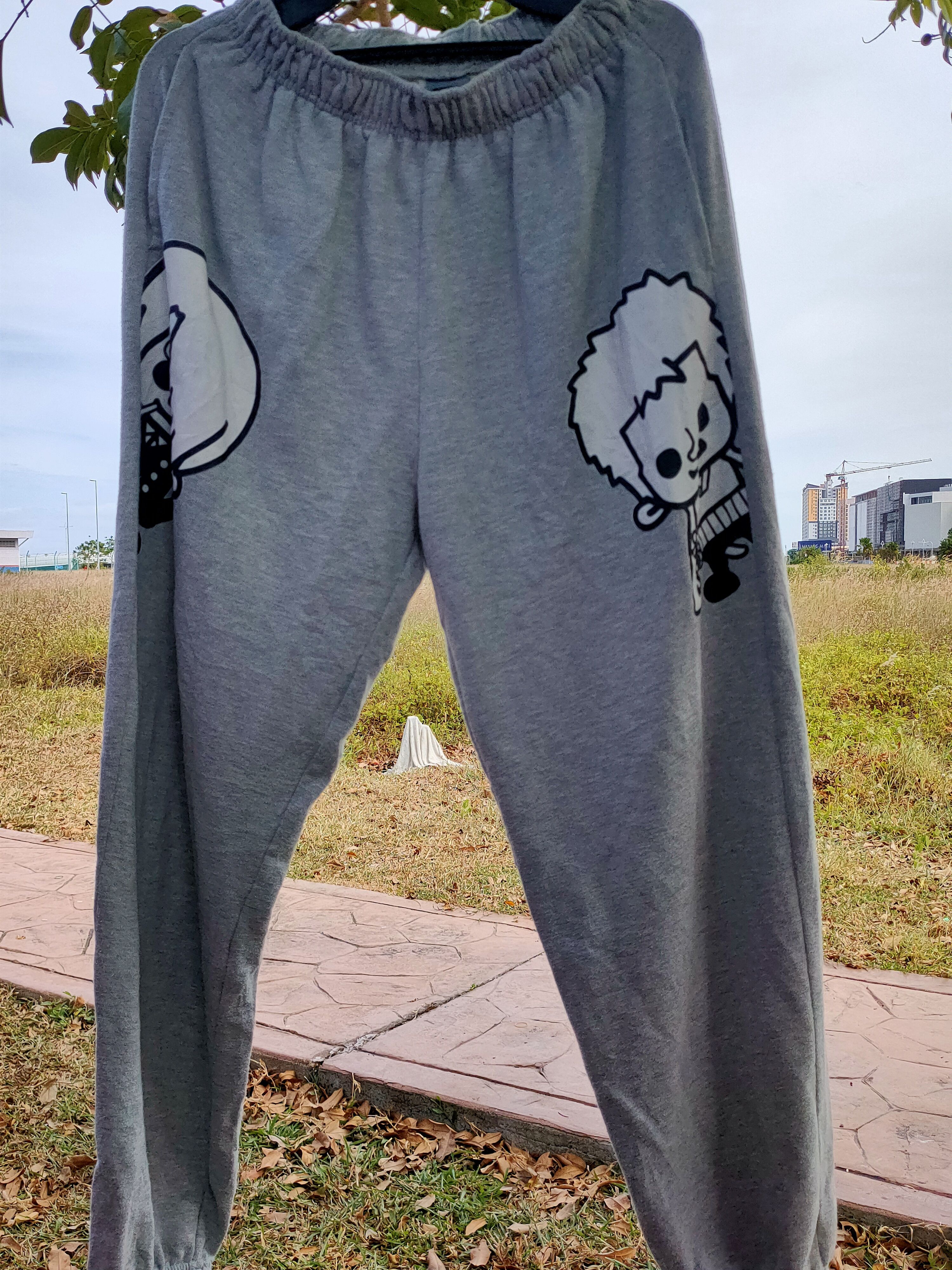One Piece One piece animé jogger pants m saiz Size US 31 - 1 Thumbnail