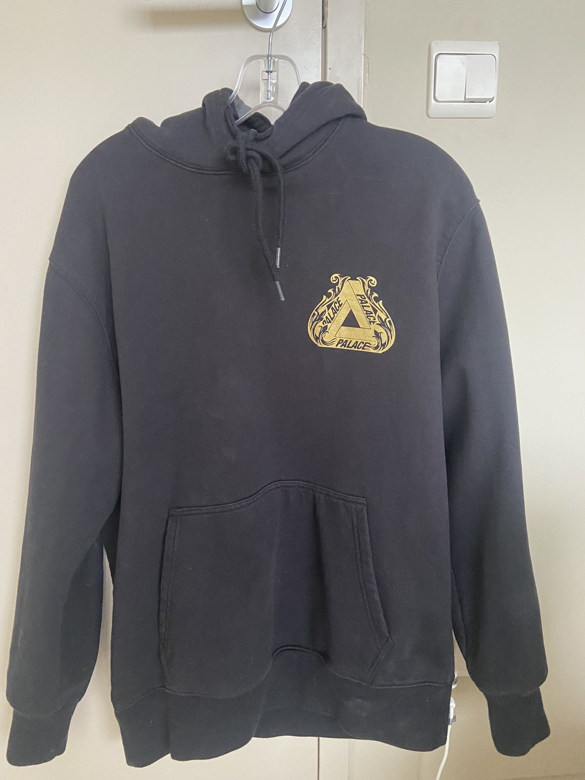 Palace hotsell Artois Hoodie