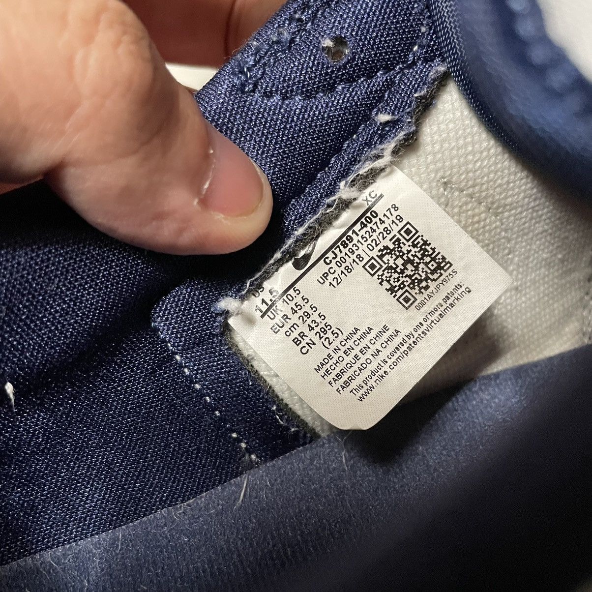 Jordan Brand × Nike Air Jordan 1 Low SB Midnight Navy Size US 11.5 / EU 44-45 - 7 Thumbnail