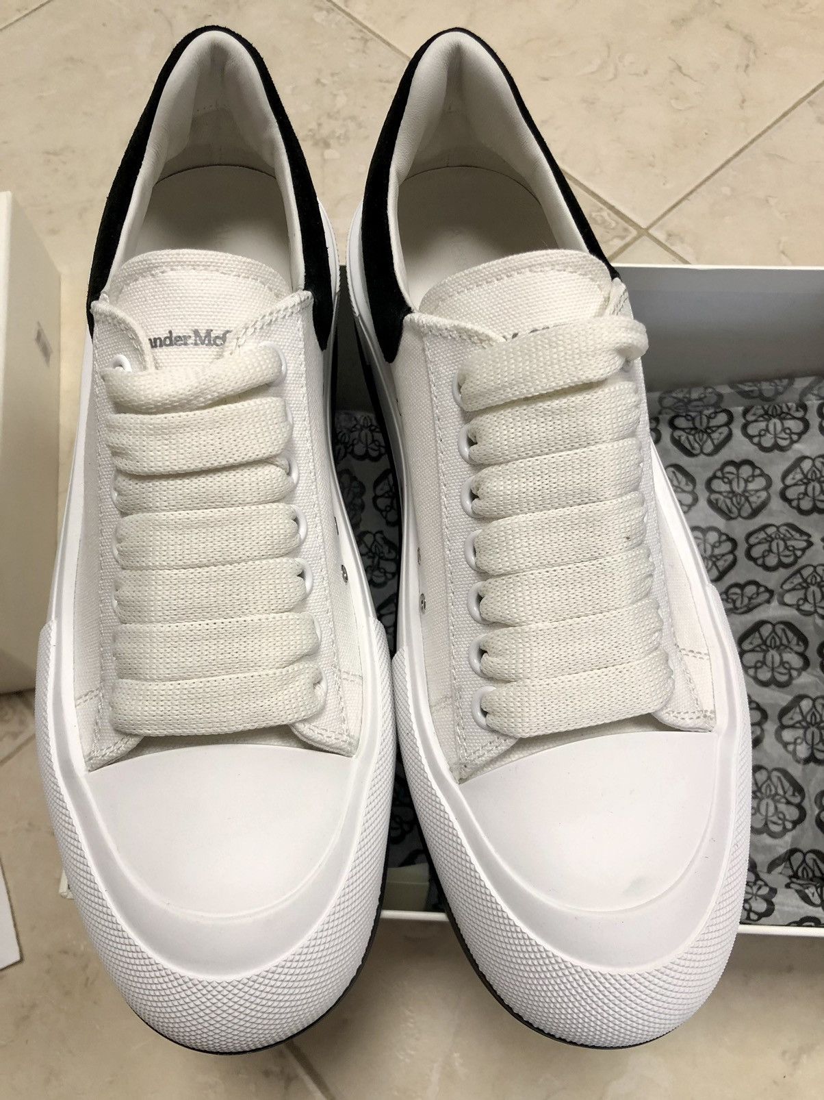 Alexander McQueen McQueen Deck Lace-Up Plimsoll Size US 8 / EU 41 - 10 Thumbnail
