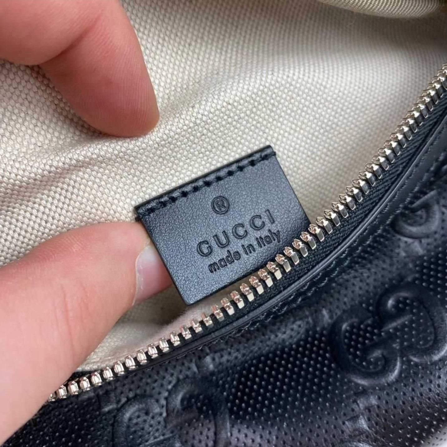 Gucci Gucci embossed belt beg Size ONE SIZE - 9 Thumbnail