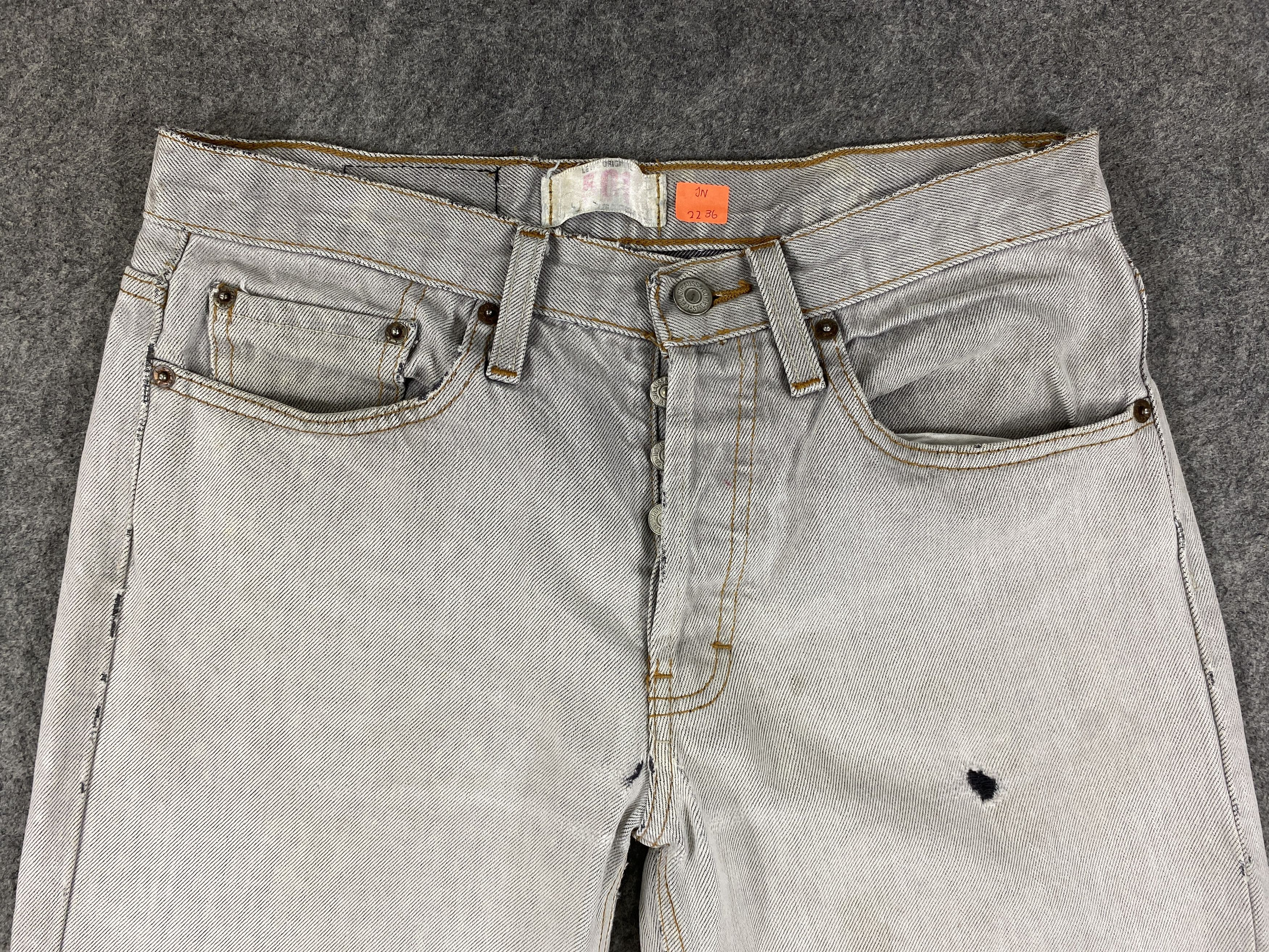 Levi's × Levi's Vintage Clothing × Vintage Faded Grey Vintage Levi's 501 Jeans 31x29.5 Denim Size US 31 - 2 Thumbnail