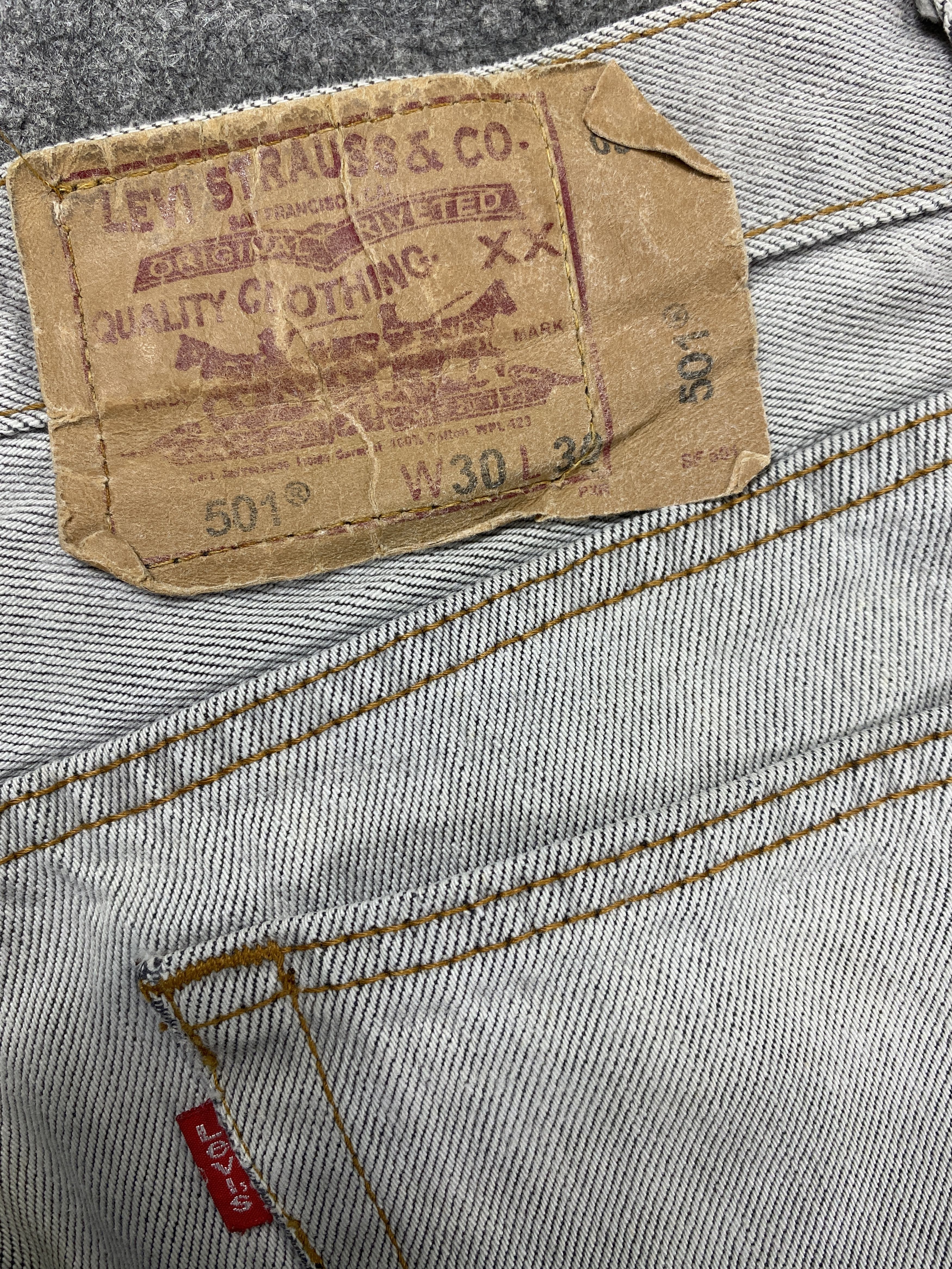 Levi's × Levi's Vintage Clothing × Vintage Faded Grey Vintage Levi's 501 Jeans 31x29.5 Denim Size US 31 - 8 Thumbnail