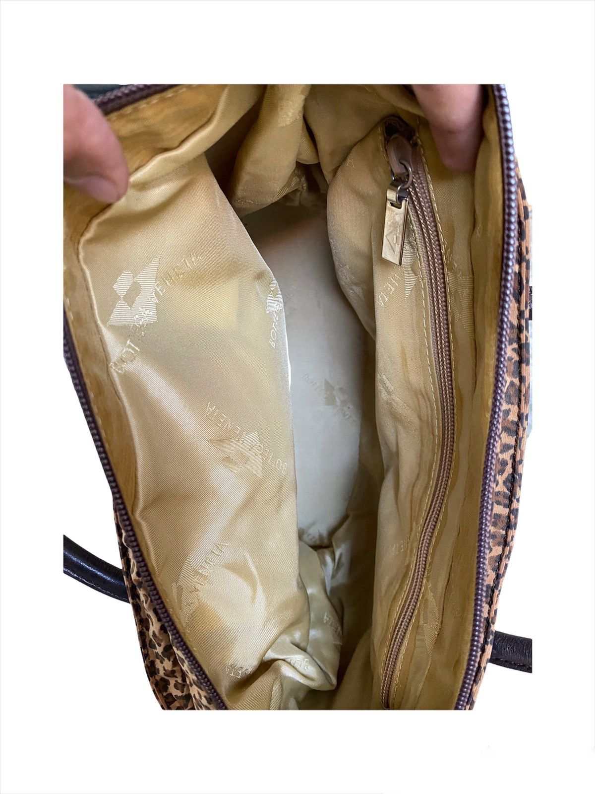 Bottega Veneta Bottega Veneta Leopard Shoulder Bag Size ONE SIZE - 9 Thumbnail
