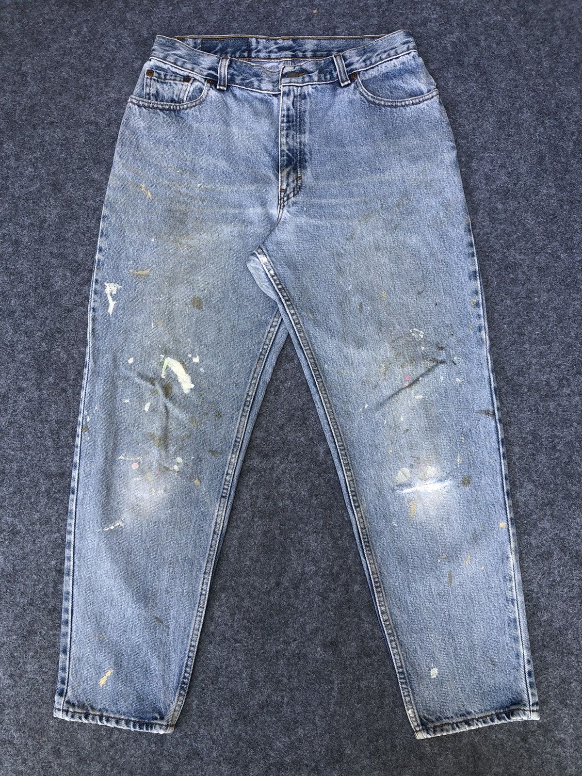 🔥LAST DROP🔥Vtg Levis 550 Relaxed Fit Tapered Leg paint denim