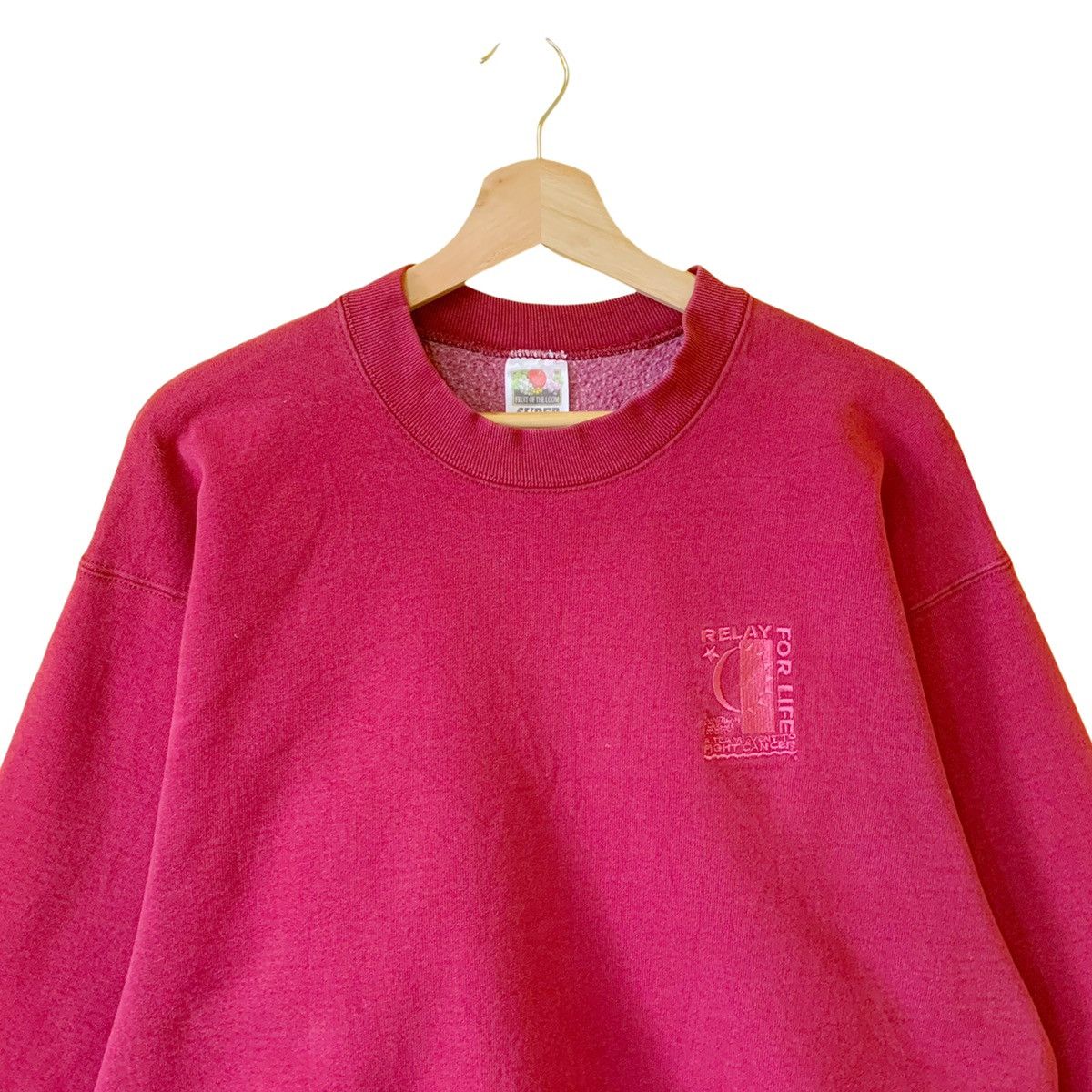 Vintage Vintage Small Logo Crewneck Sweatshirt Size L Size US L / EU 52-54 / 3 - 4 Thumbnail