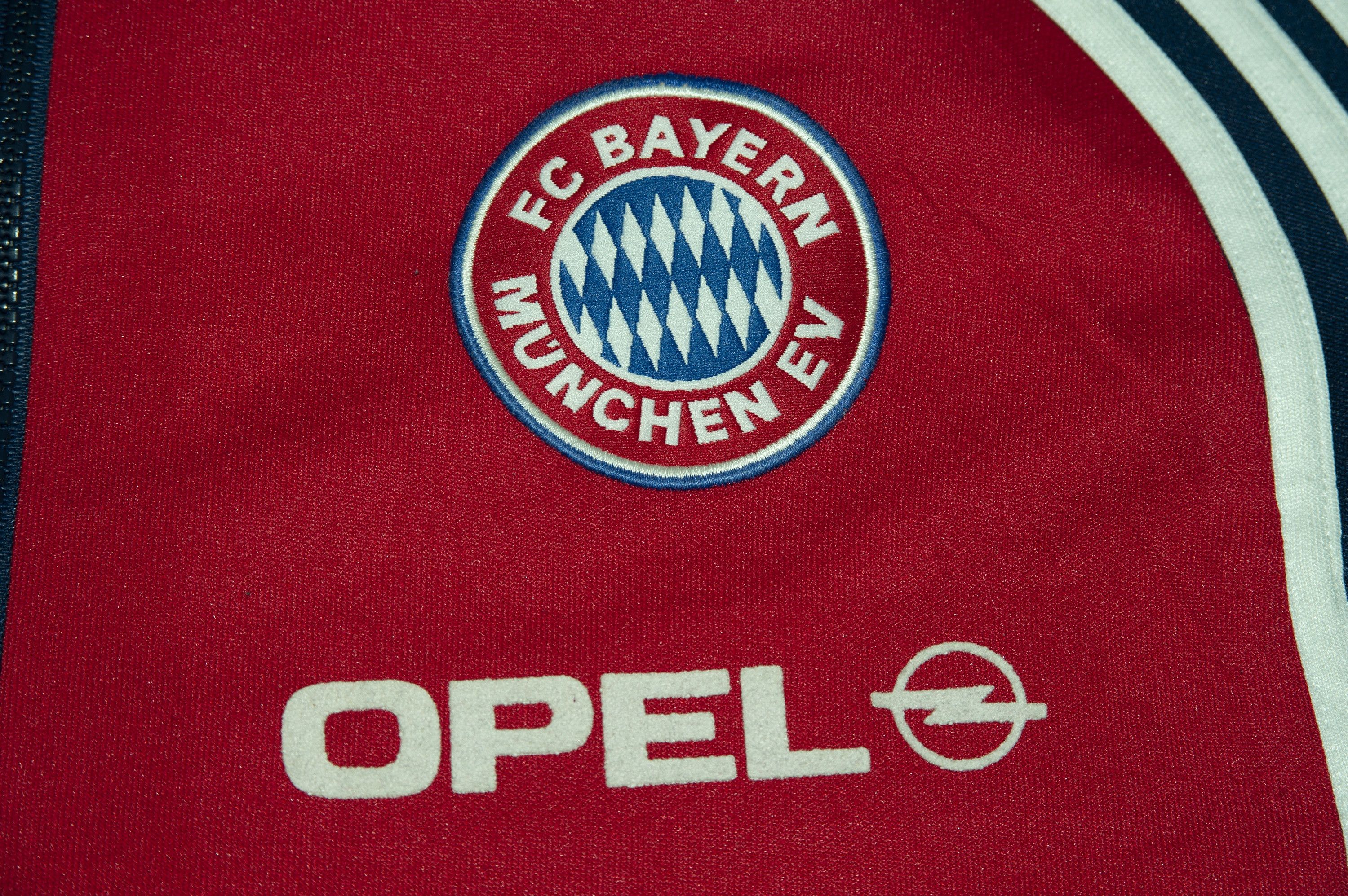 Adidas Vintage FC Bayern Munchen Junior Team Tracksuit Jacket Size US M / EU 48-50 / 2 - 3 Thumbnail