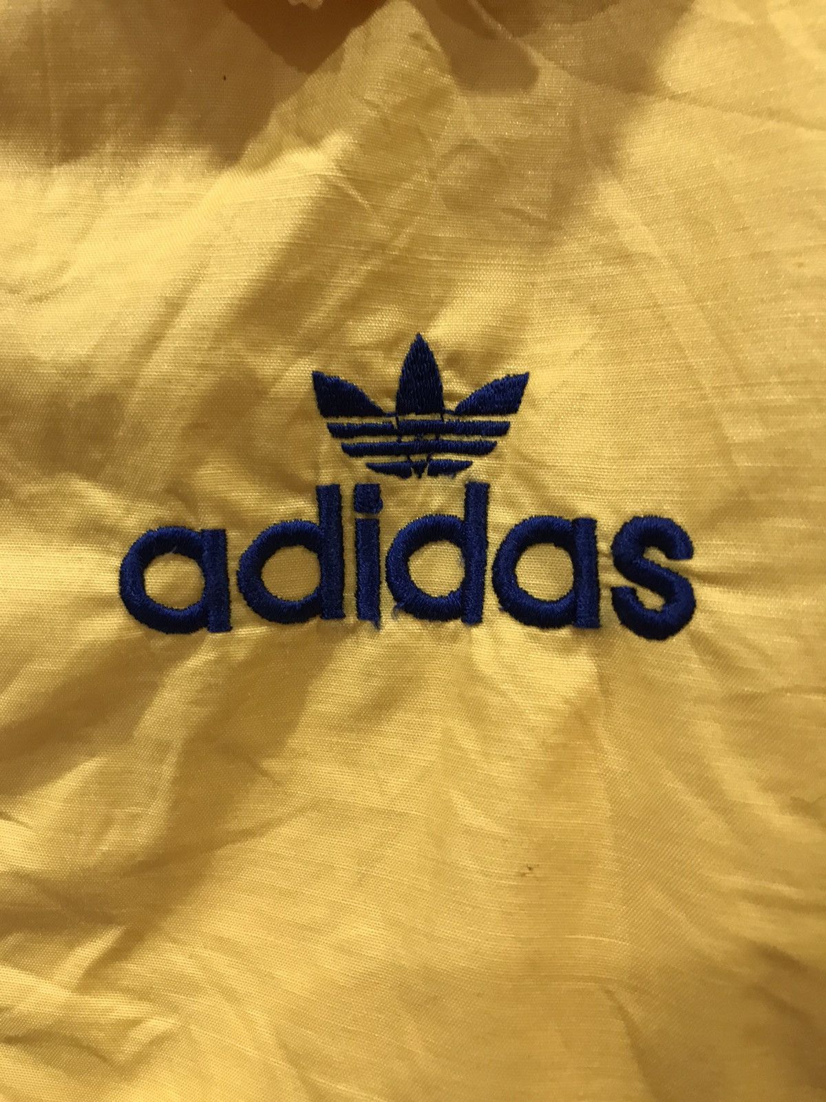 Adidas × Vintage Vintage adidas Japan Very Rare Design Light Jacket Size US M / EU 48-50 / 2 - 7 Thumbnail