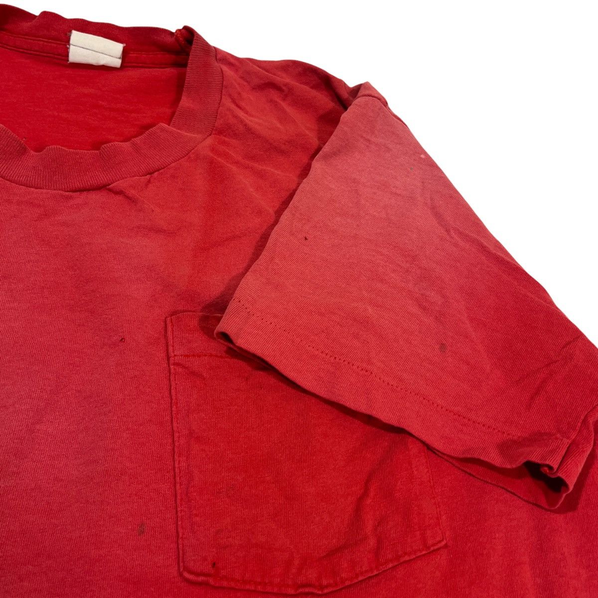 Vintage 80s Faded To thrashed Blank Tee Red Size US M / EU 48-50 / 2 - 3 Thumbnail