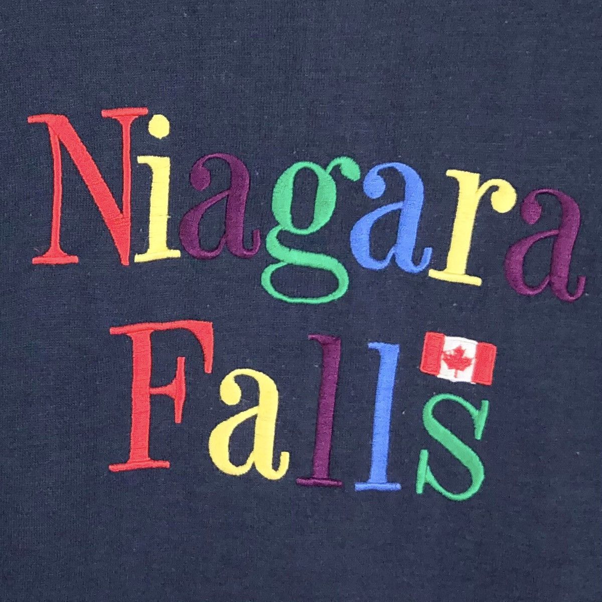 Vintage Vintage 90s Niagara Falls Impressions Canada Sweatshirt Size US M / EU 48-50 / 2 - 6 Thumbnail