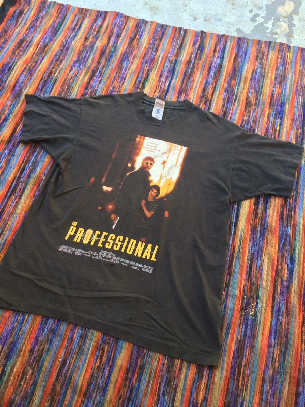 Vintage 90s Vintage Leon the professional American promo T-shirt