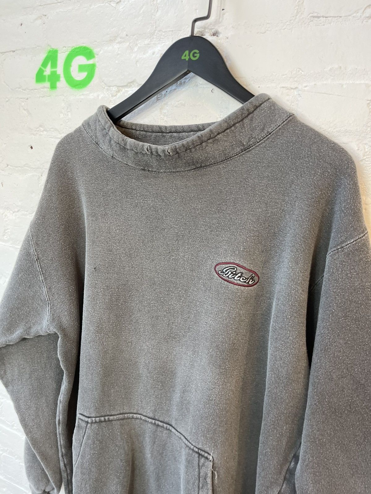 Vintage 90s BITCH SKATEBOARD Sun Faded Sweater Hoodie Baggy Size US L / EU 52-54 / 3 - 2 Thumbnail