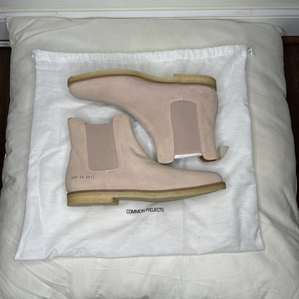 Common Projects Common Projects Chelsea Boot in Suede Blush Size US 12 / EU 45 - 7 Thumbnail