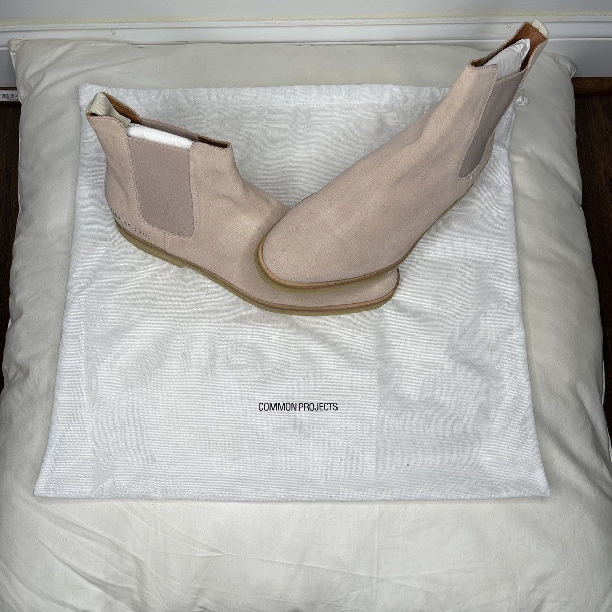 Common Projects Common Projects Chelsea Boot in Suede Blush Size US 12 / EU 45 - 1 Thumbnail