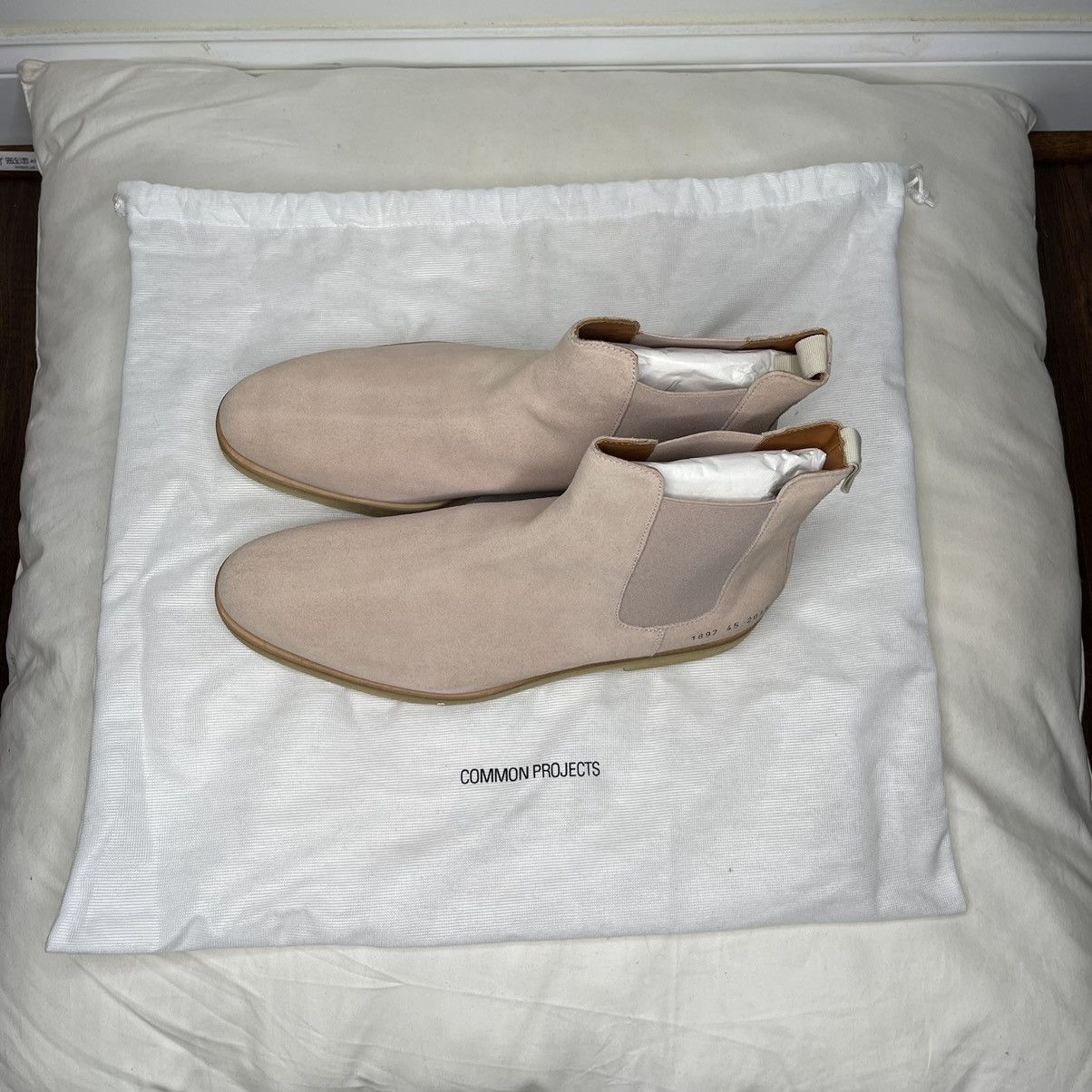 Common Projects Common Projects Chelsea Boot in Suede Blush Size US 12 / EU 45 - 5 Thumbnail